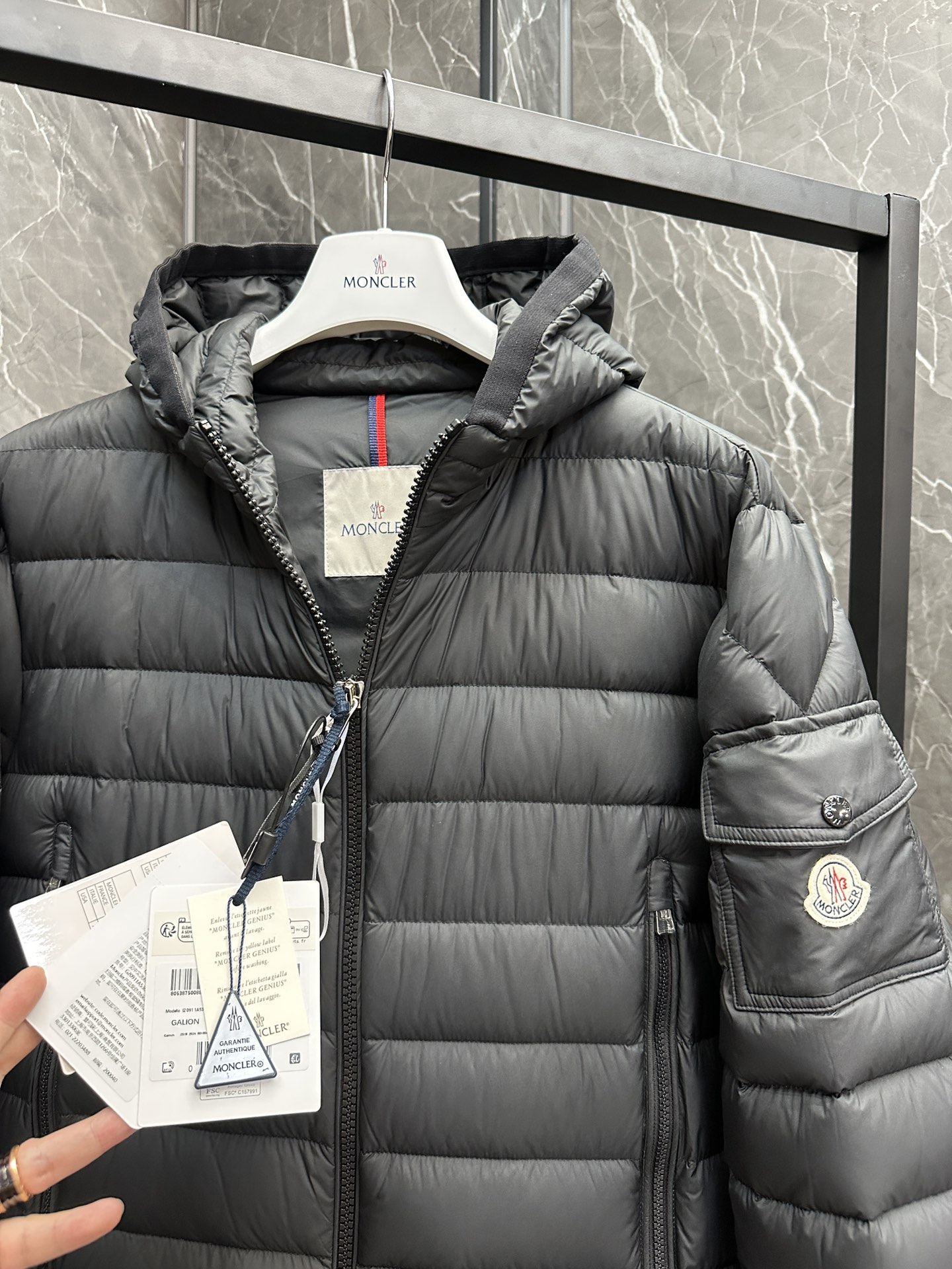 MONCLER GALION HOODED SHORT DOWNJACKET