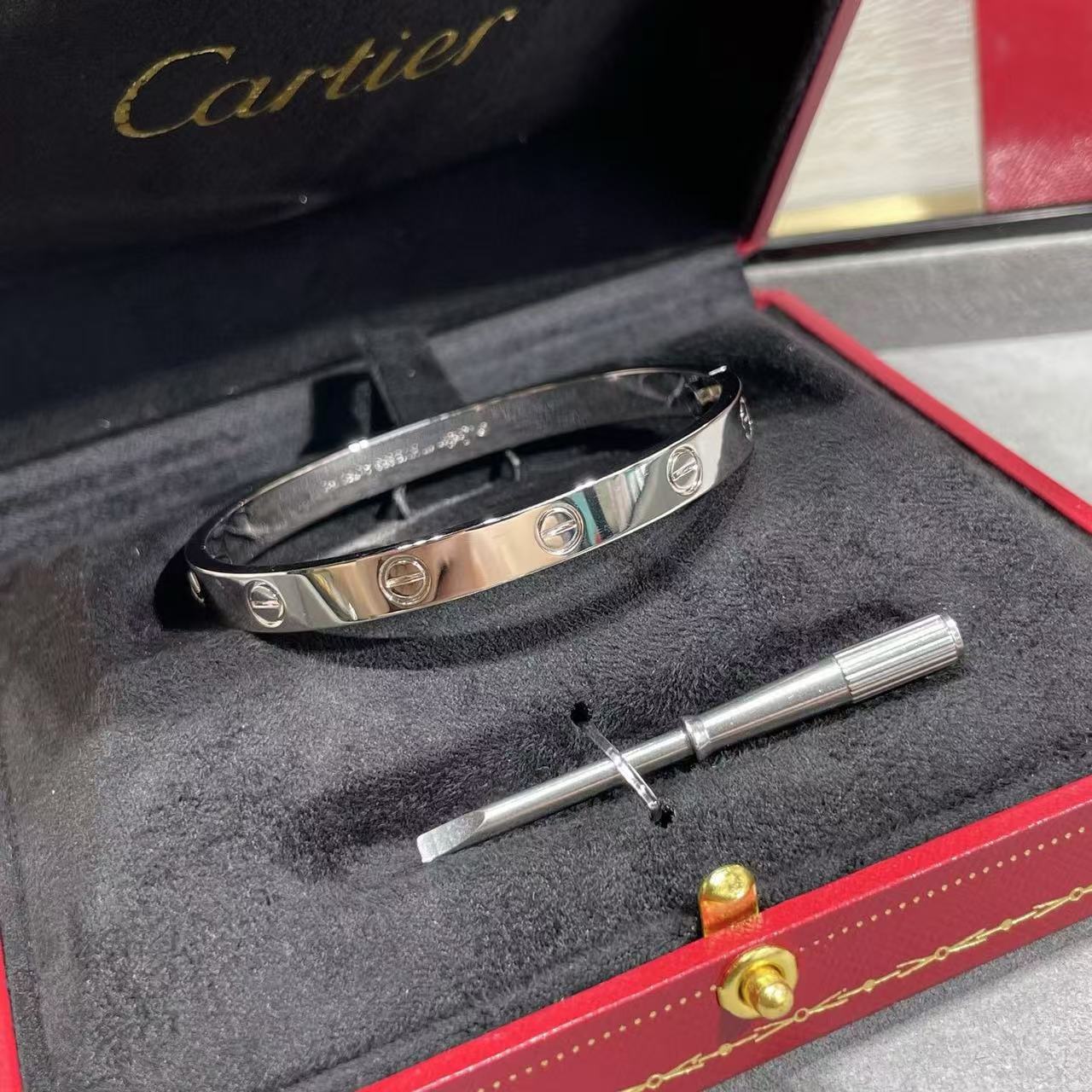 Cartier LOVE BRACELET, CLASSIC MODEL