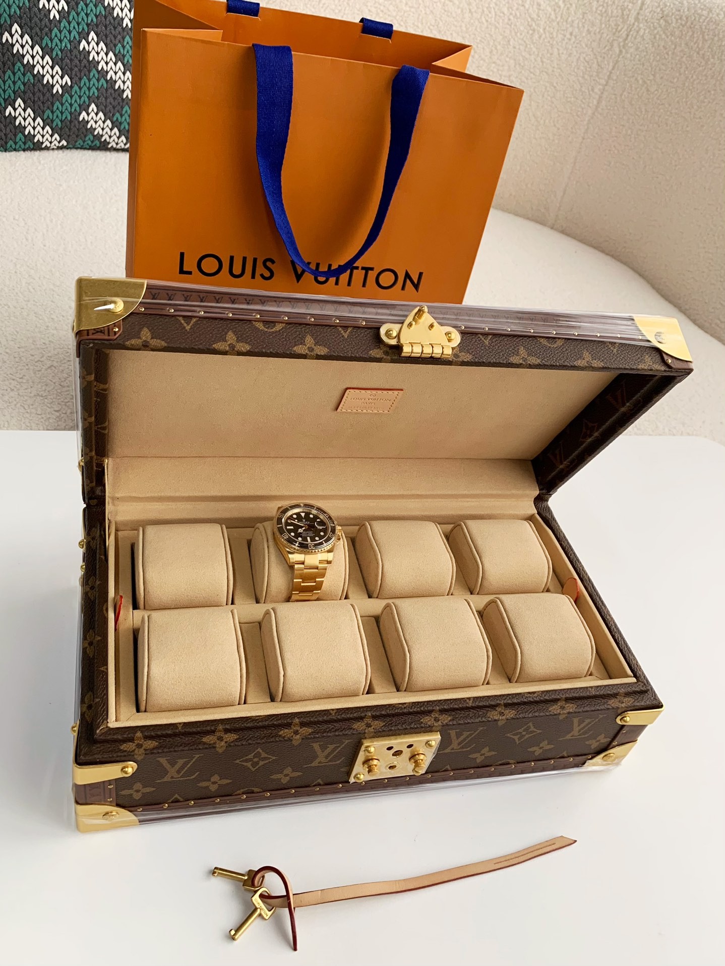 Louis Vuitton Watch Storage Box Size: 34*18*11cm