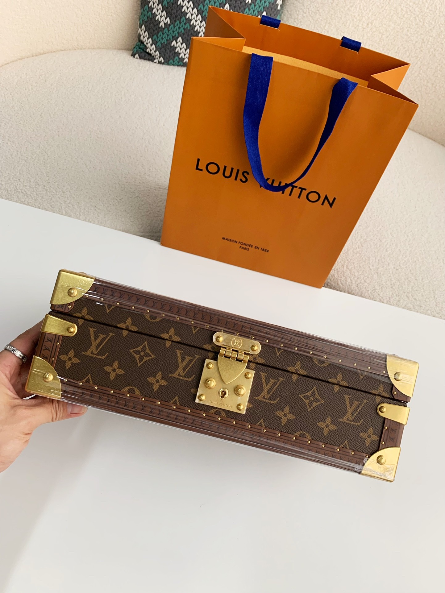 Louis Vuitton Watch Storage Box Size: 34*18*11cm