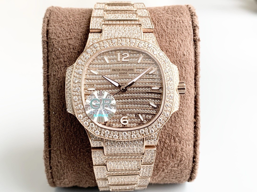 2024 Patek Philippe 7118 Women's Nau tilus Full Diamond Limited Edition