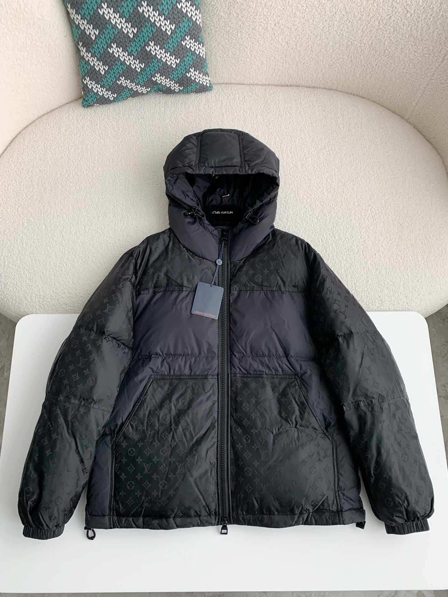 LOUIS VUITTON LOGO Down Jacket