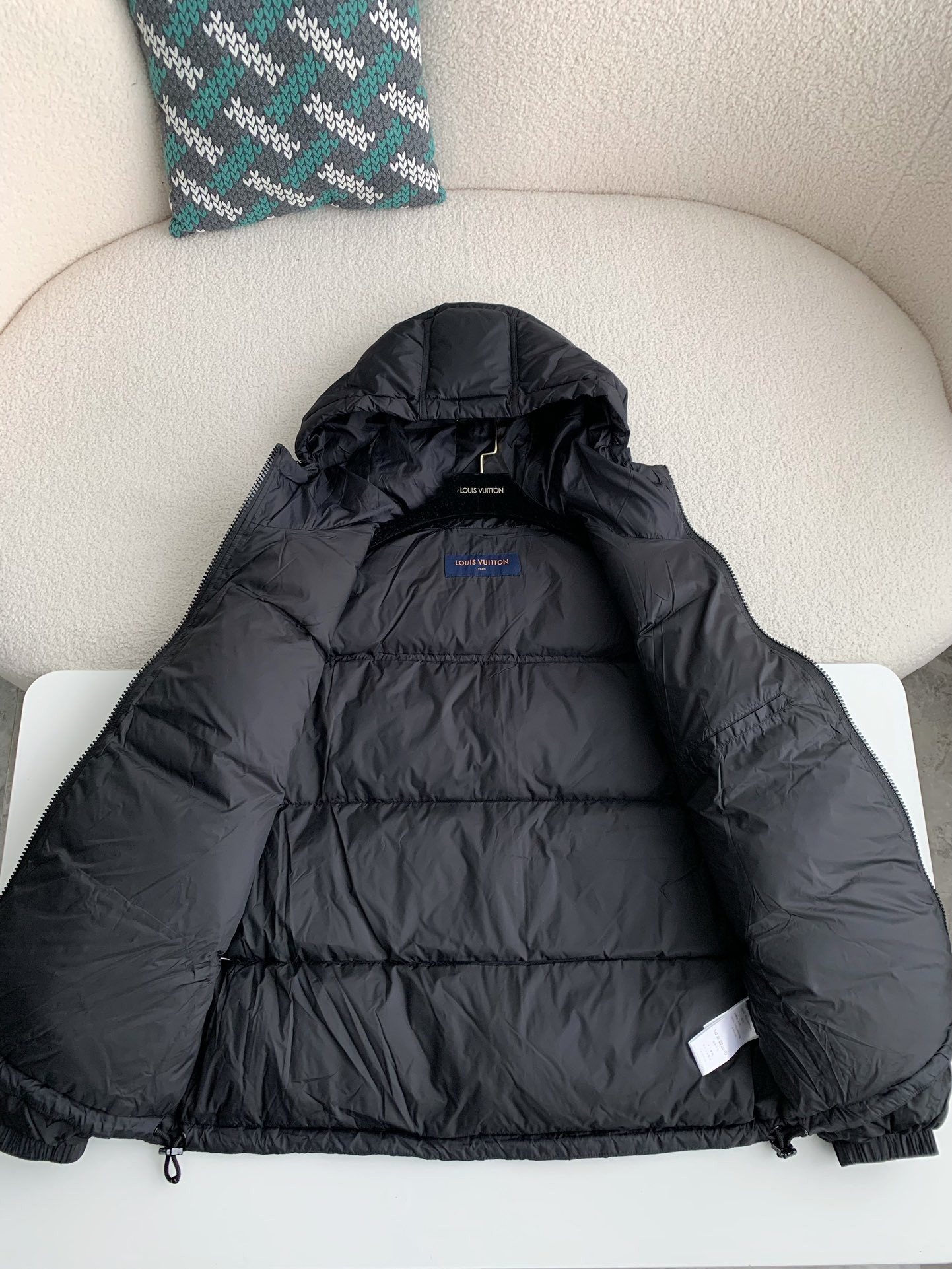 LOUIS VUITTON LOGO Down Jacket