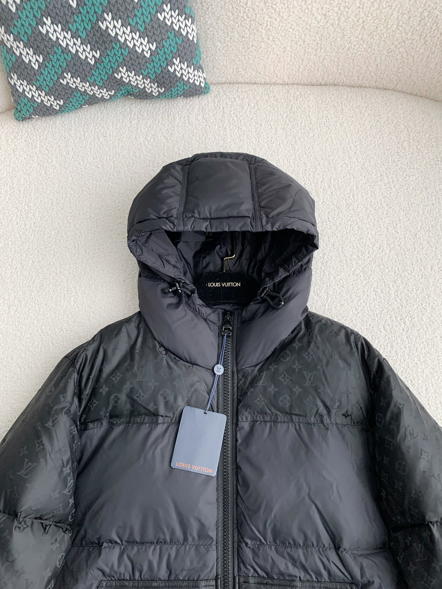 LOUIS VUITTON LOGO Down Jacket