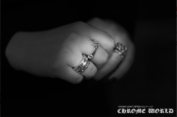 CHROME HEARTS SBT BAND RING