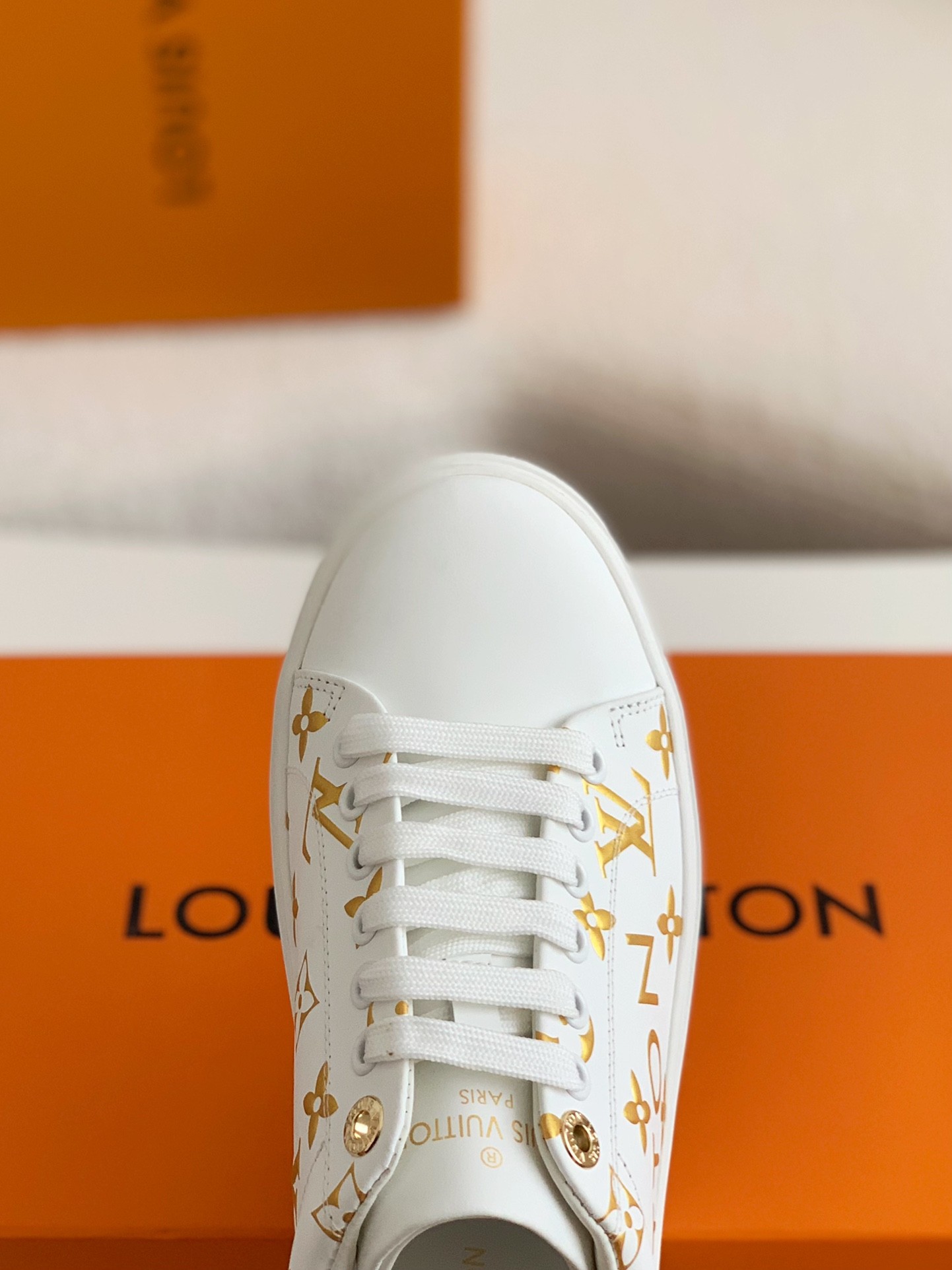 LOUIS VUITTON TIME OUT SNEAKERS