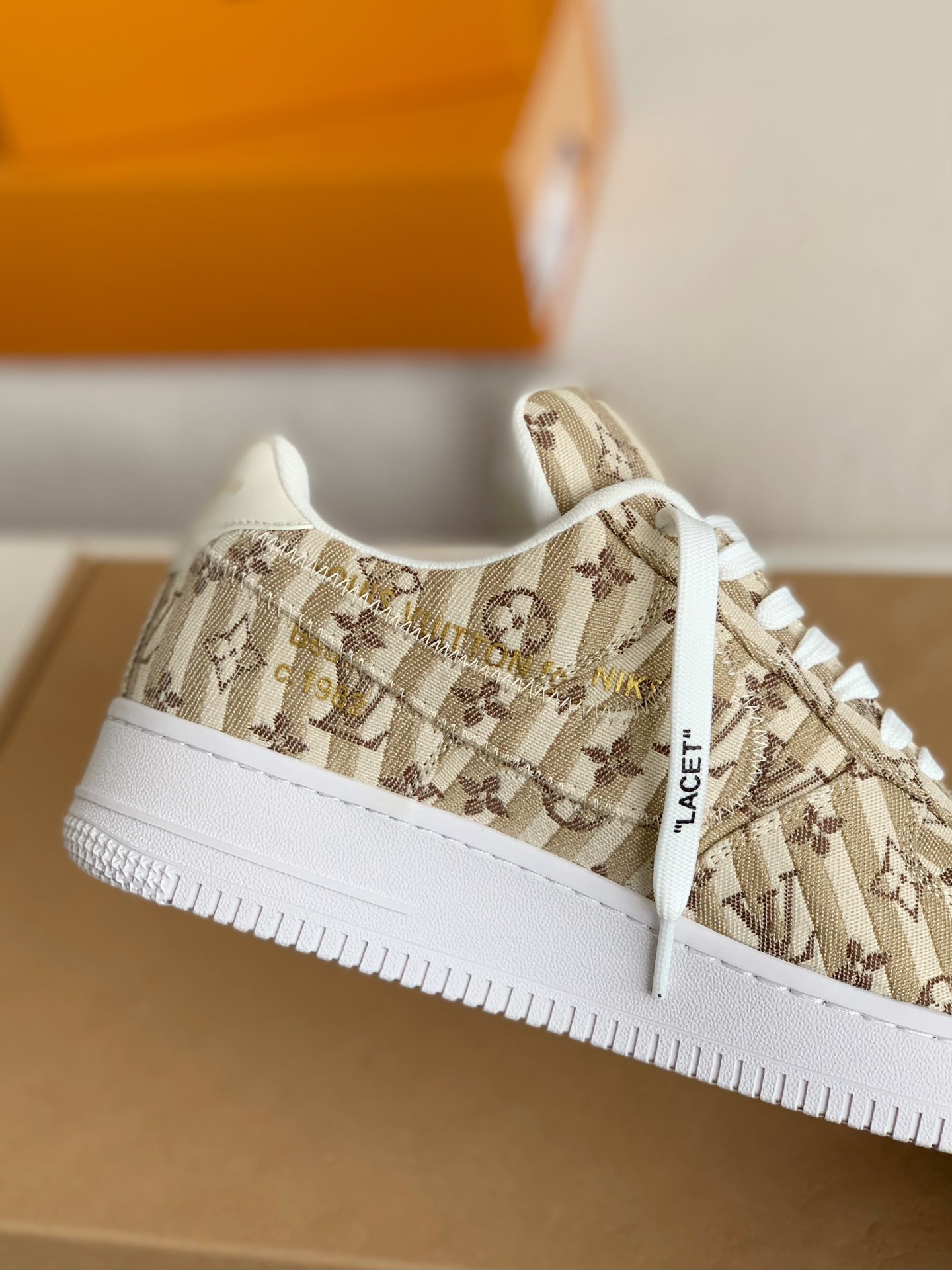 LOUIS VUITTON X NIKE AIR FORCE 1 S NEAKER