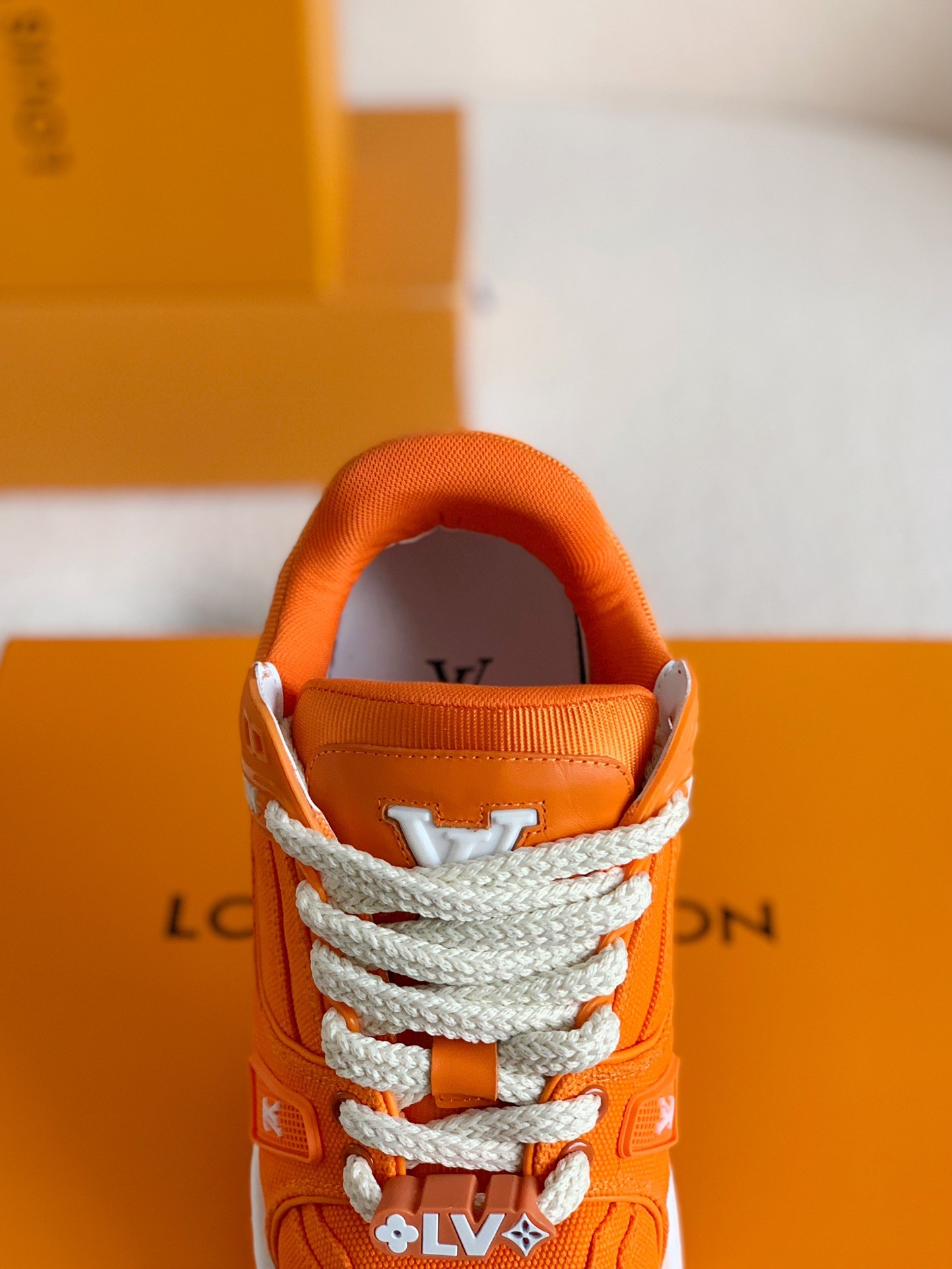 LOUIS VUITTON TRAINER MAXI SNEAKERS