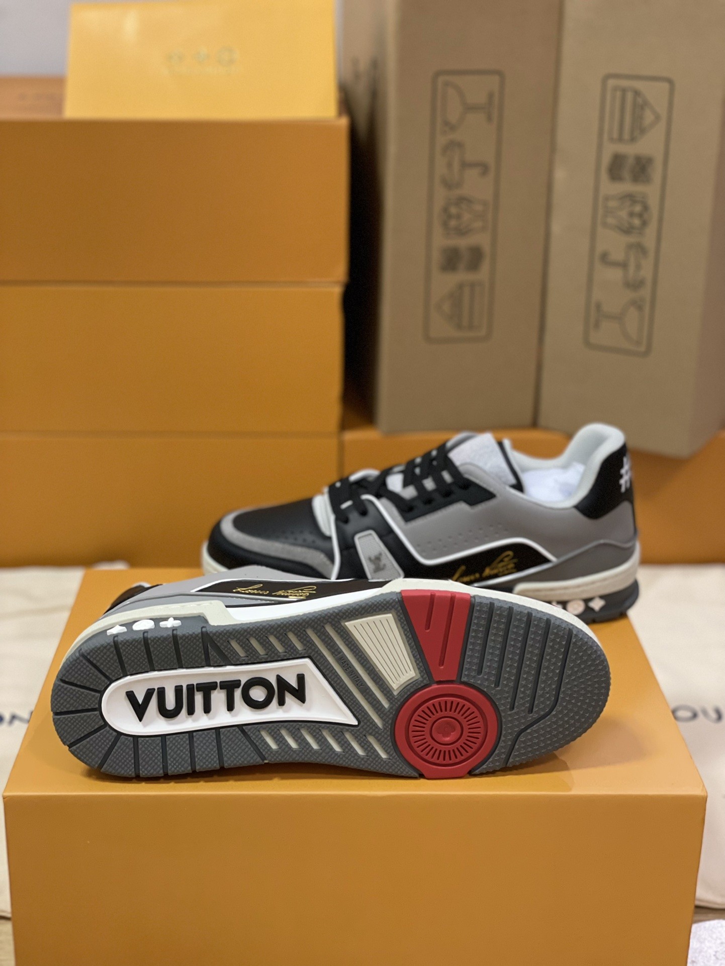 LOUIS VUITTON TRAINER 1A9IQ5 Sneakers