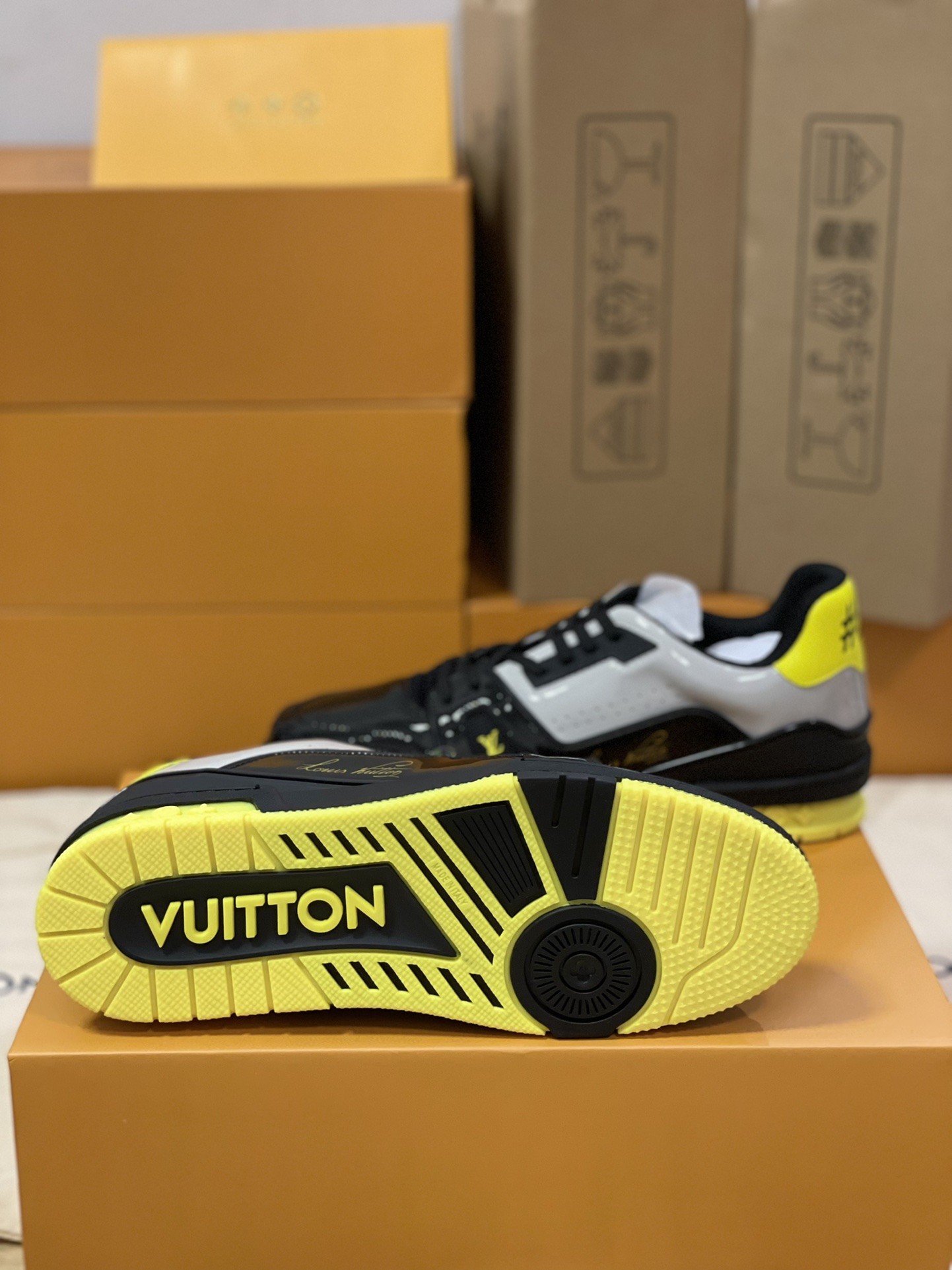 LOUIS VUITTON TRAINER 1A9IQ5 Sneakers