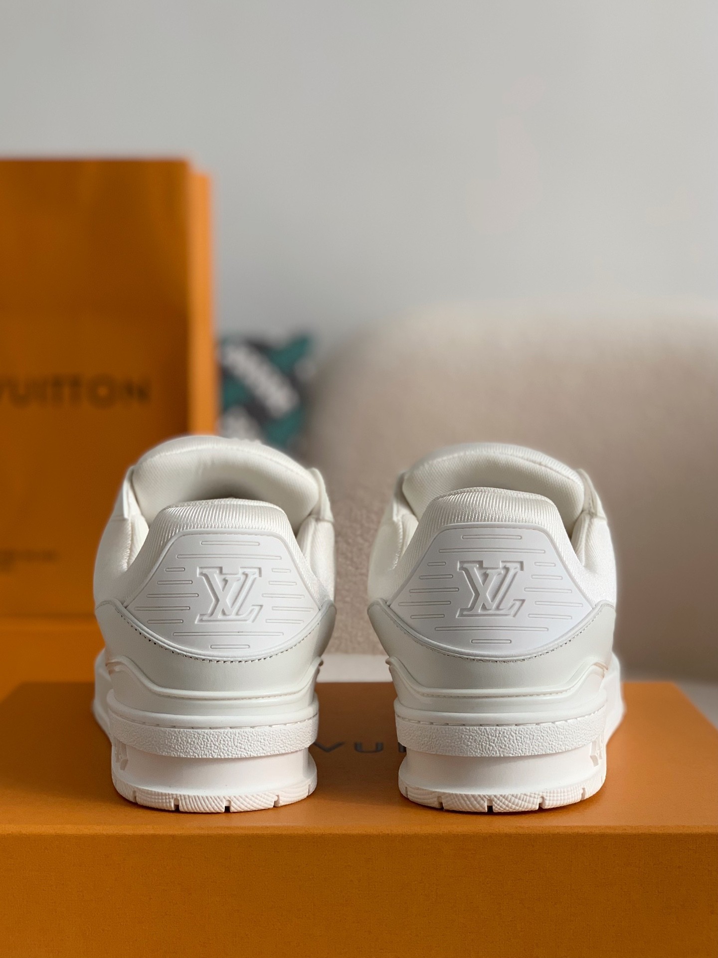 LOUIS VUITTON TRAINER SNEAKERS