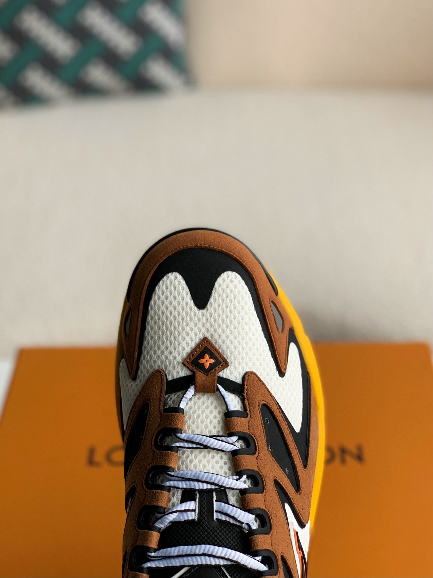 Louis Vuitton Runner Tatic Sneakers