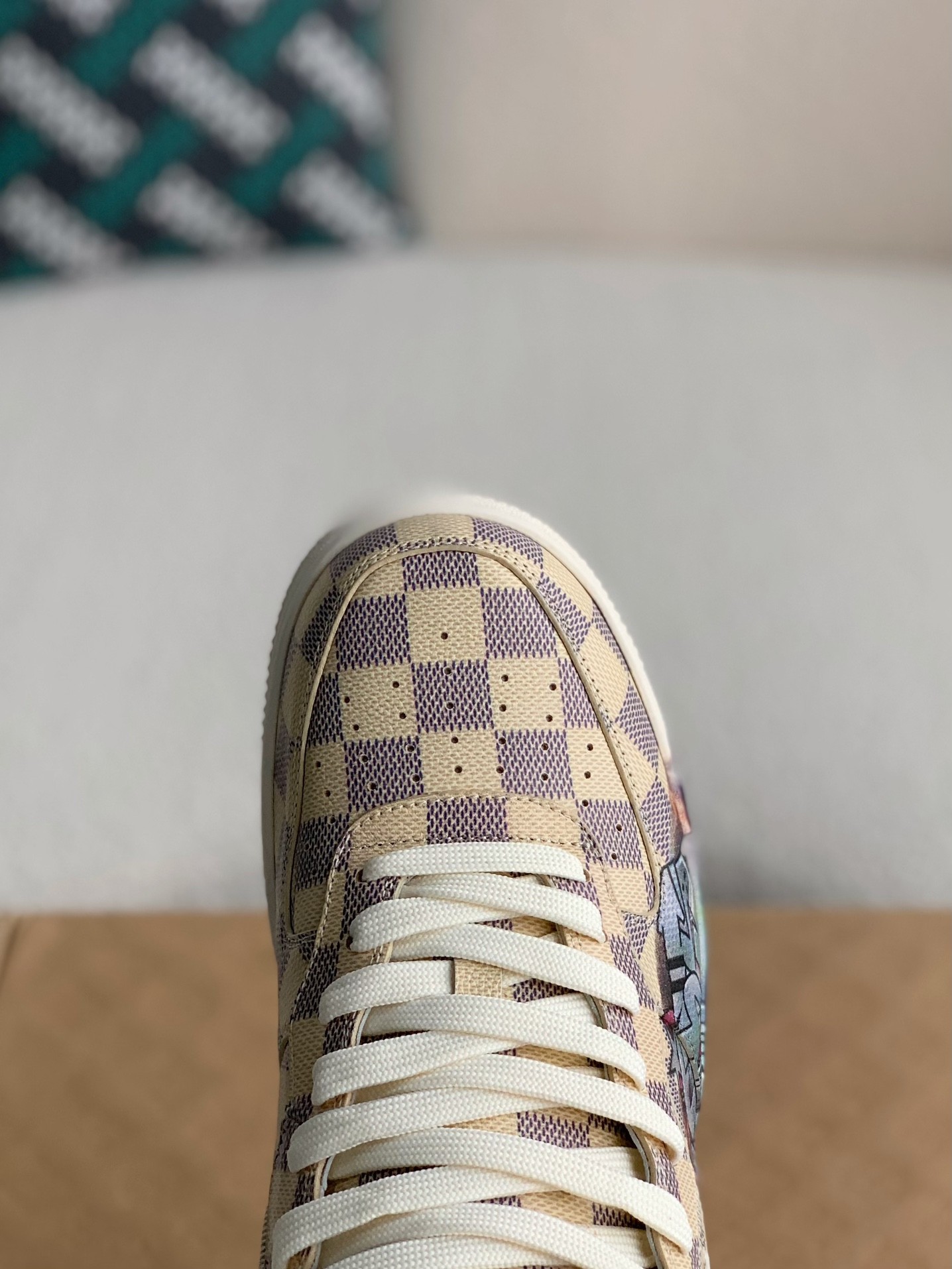 LOUIS VUITTON X NIKE AIR FORCE 1 hi gh Sneaker