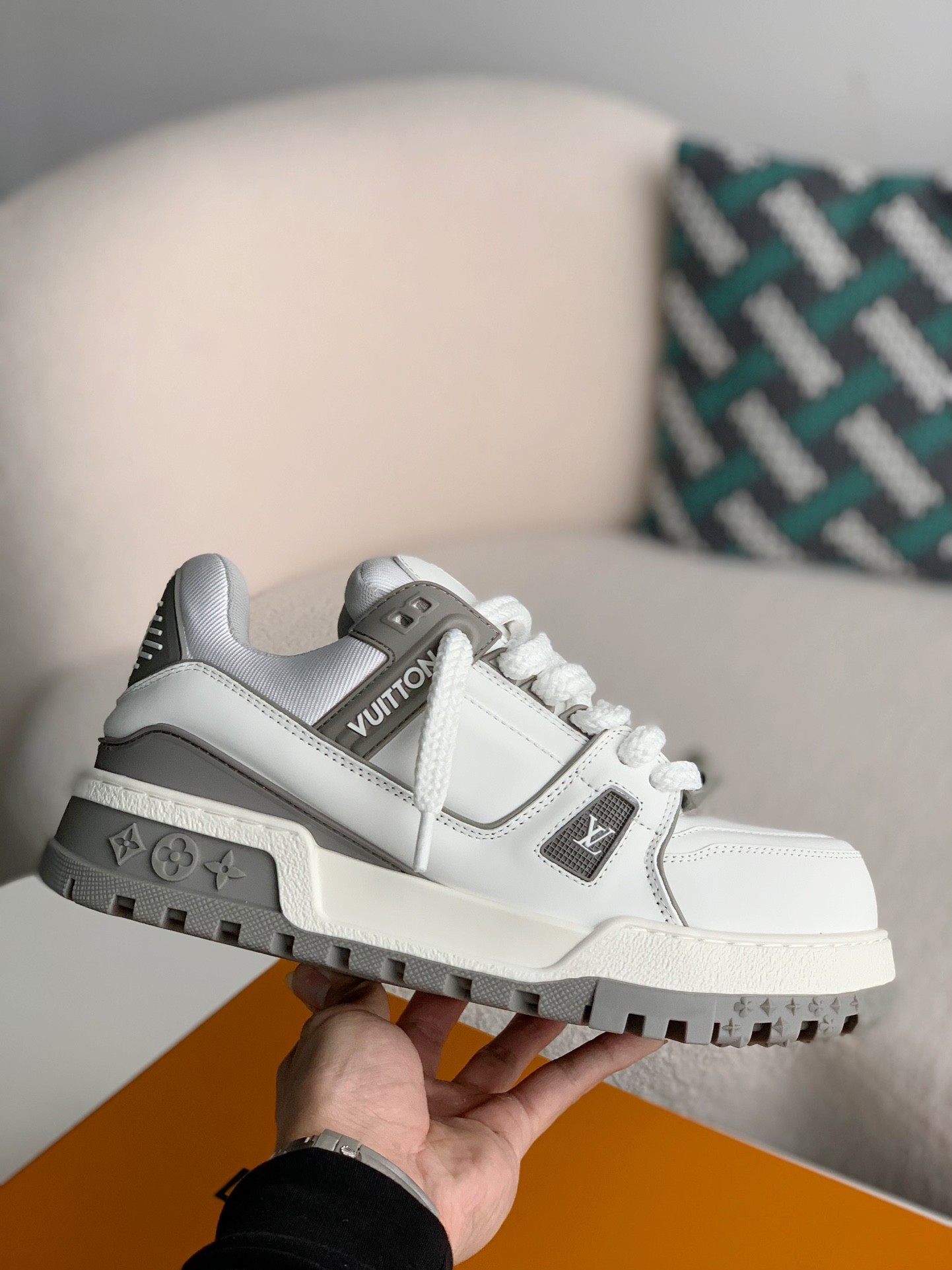 LOUIS VUITTON TRAINER MAXI SNEAKERS