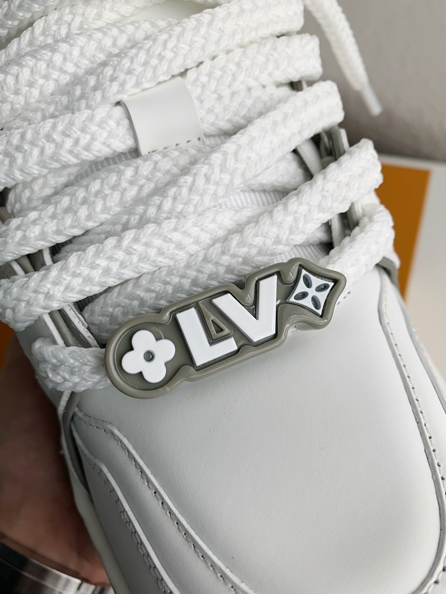 LOUIS VUITTON TRAINER MAXI SNEAKERS