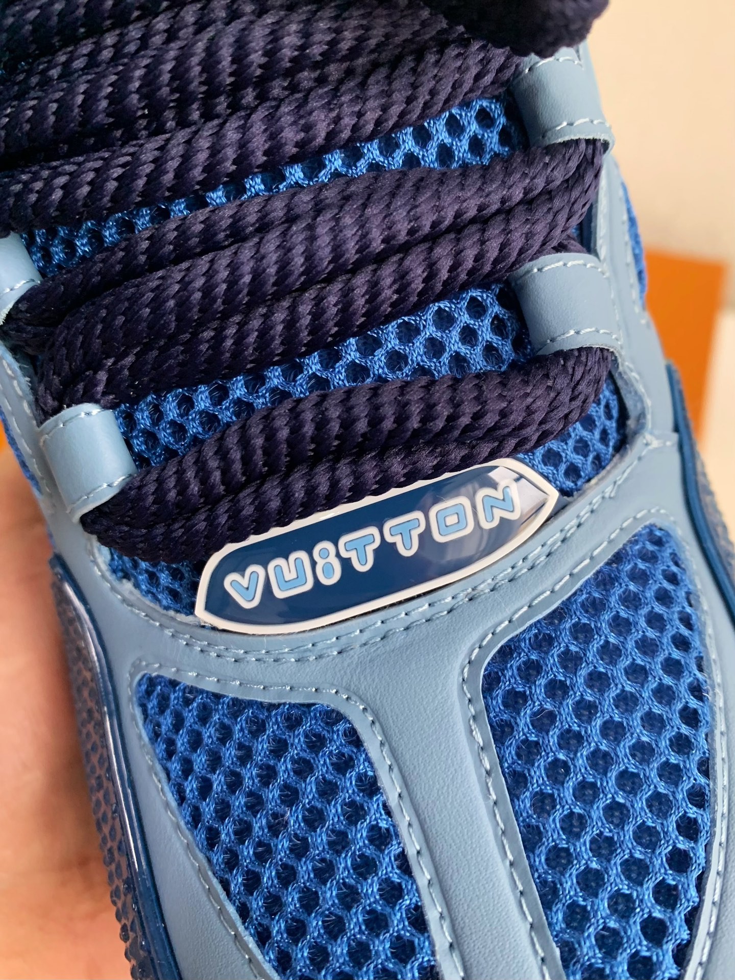 LOUIS VUITTON RUNNER TATIC sneakers