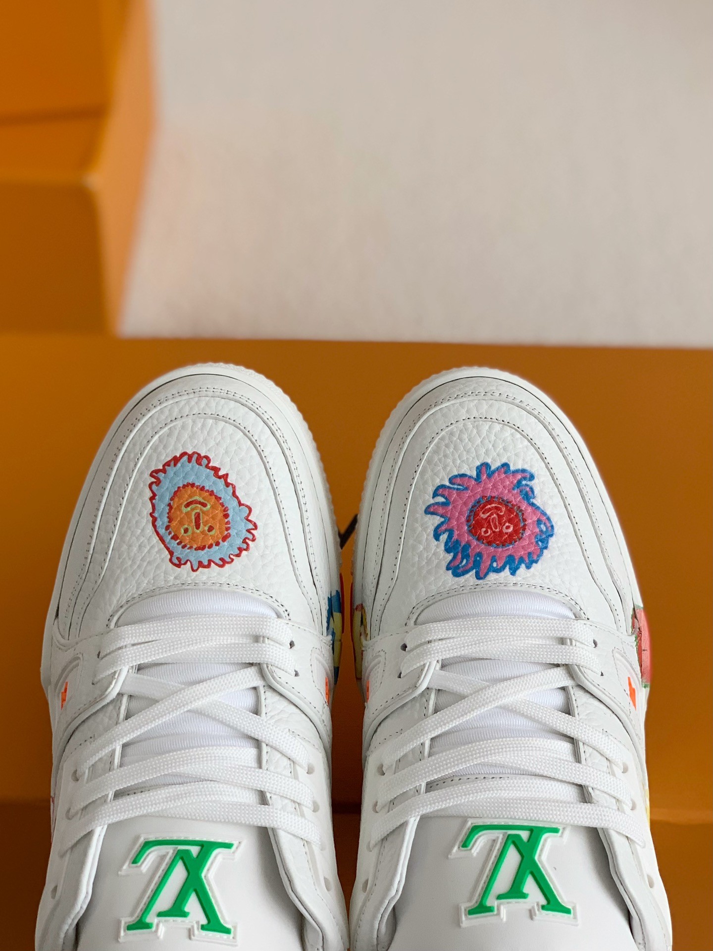 Yayoi Kusama x LOUIS VUITTON TRAIN ER Sneakers