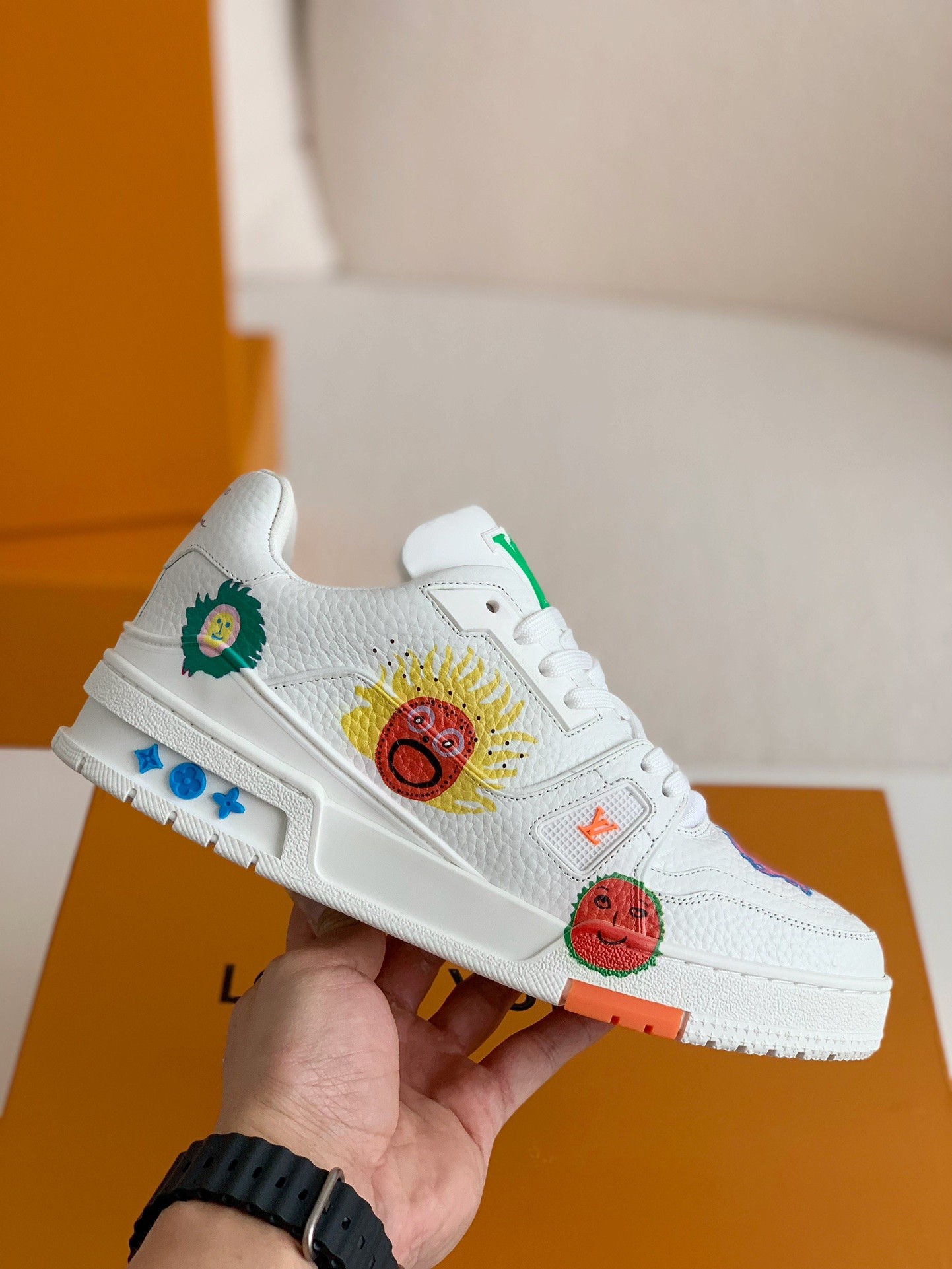 Yayoi Kusama x LOUIS VUITTON TRAIN ER Sneakers