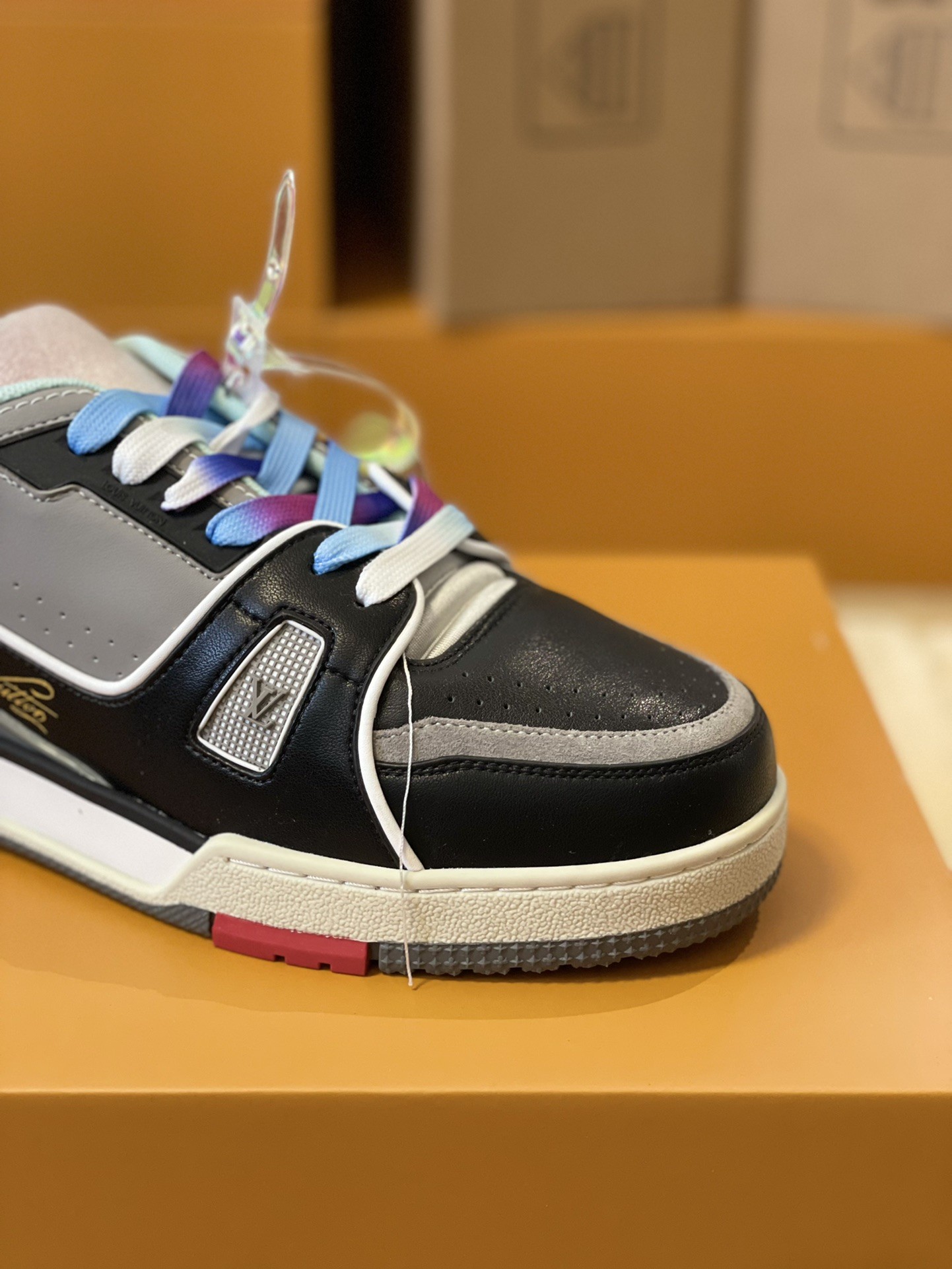 LOUIS VUITTON RUNNER TATIC sneakers