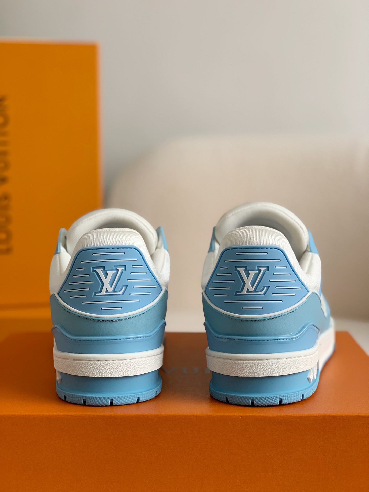 LOUIS VUITTON TRAINER Sneakers