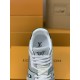 LOUIS VUITTON TRAINER Sneakers