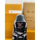 LOUIS VUITTON TRAINER Sneakers