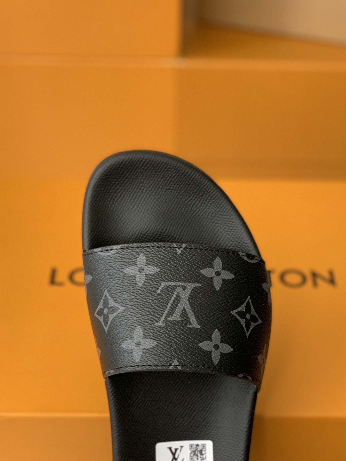 LOUIS VUITTON WOMEN'S SLIPPERS