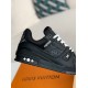 LOUIS VUITTON TRAINER Sneakers