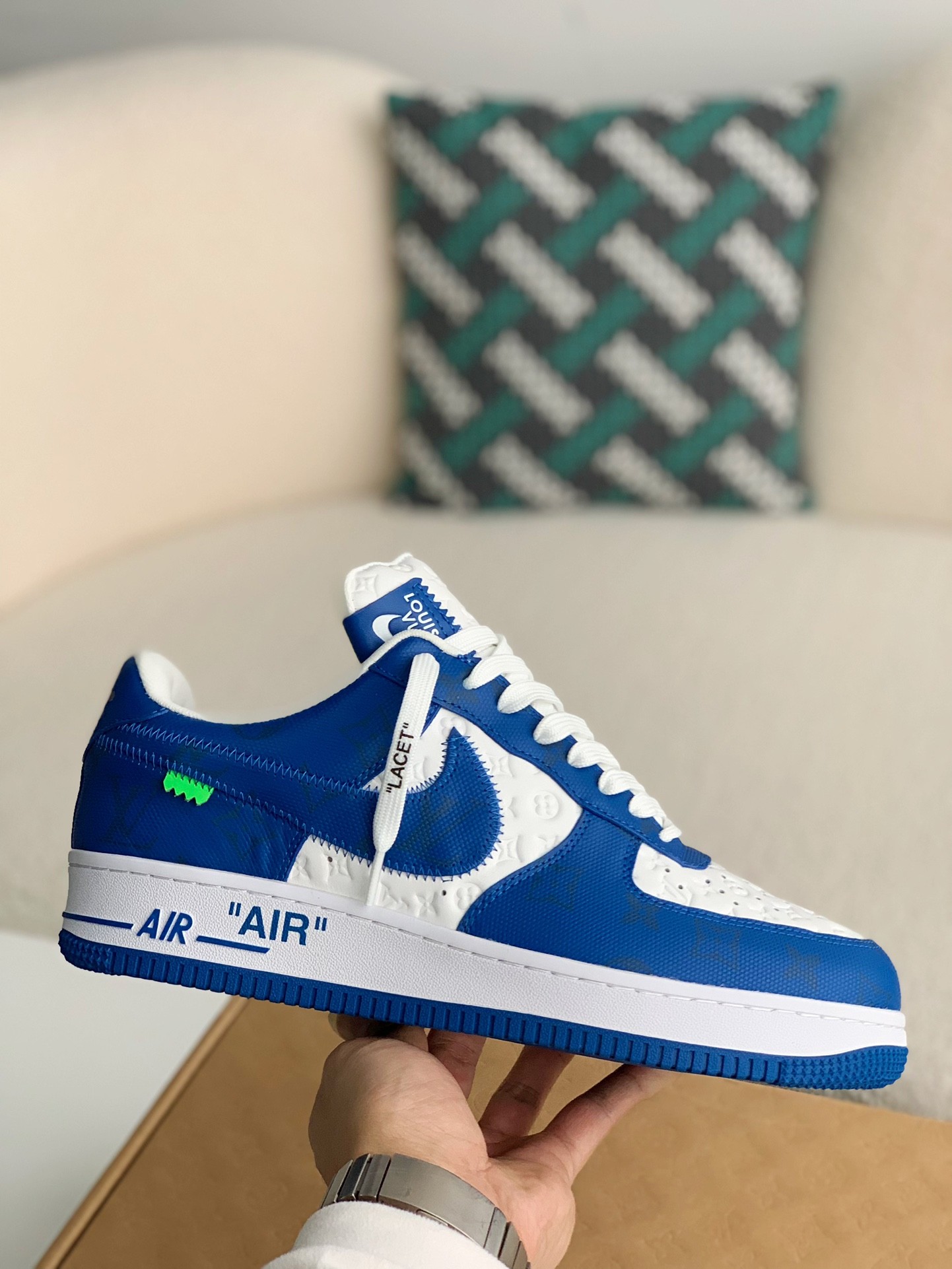 LOUIS VUITTON x Nike Air Force 1 low