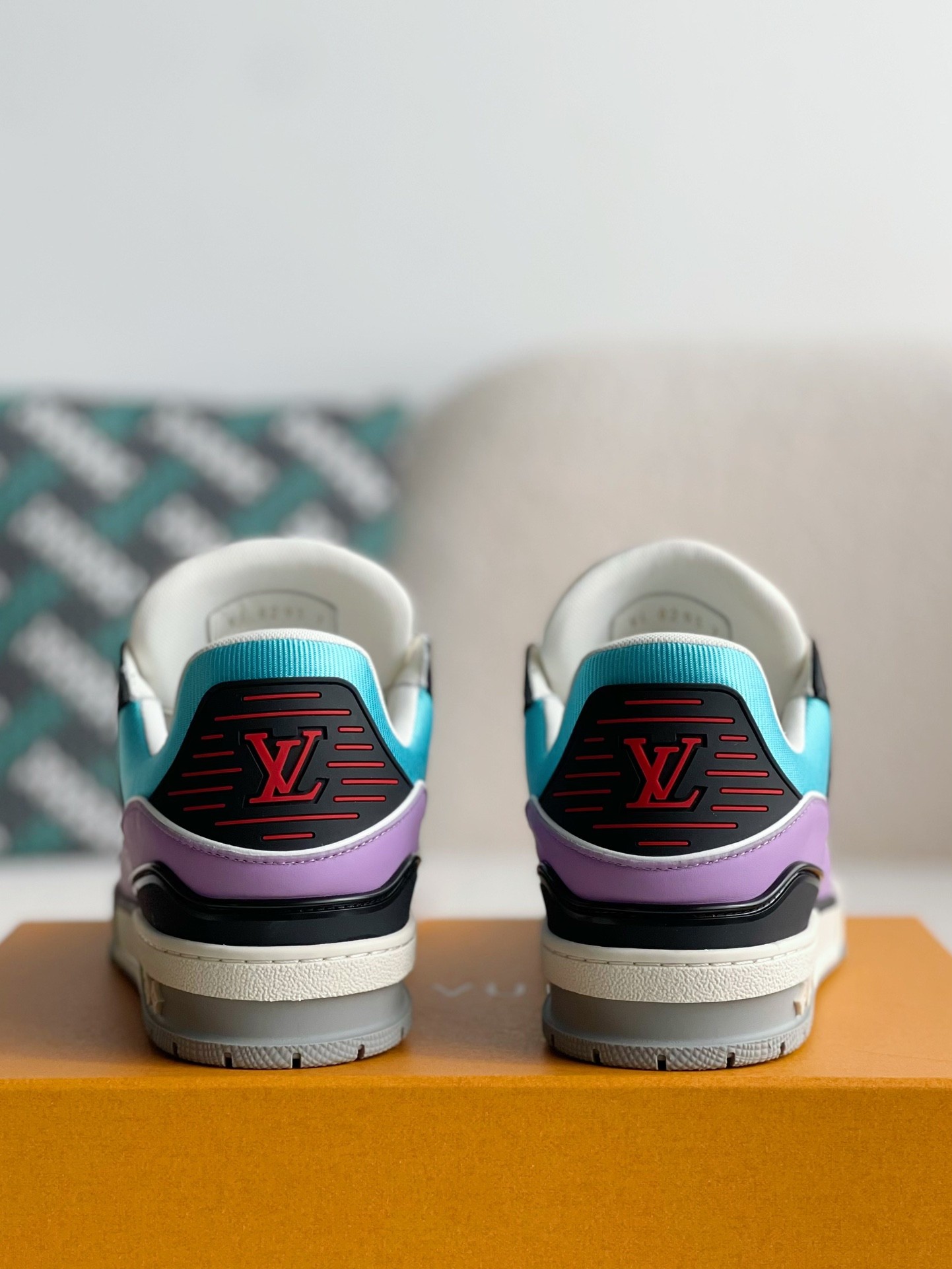 LOUIS VUITTON TRAINER Sneakers