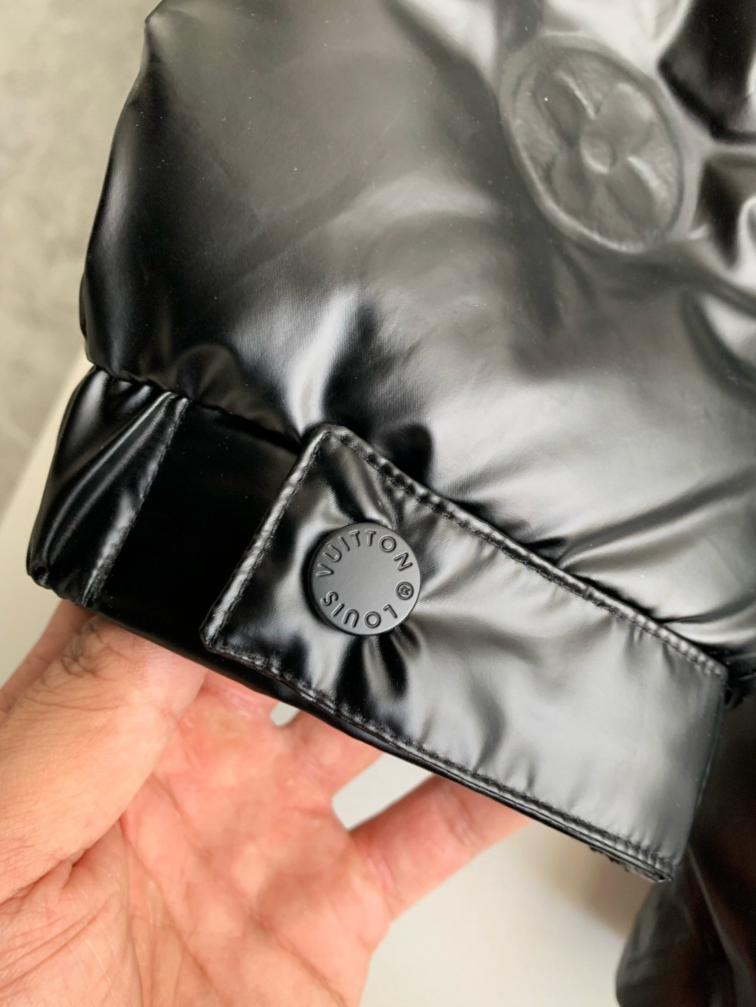 LOUIS VUITTON LOGO Down jacket