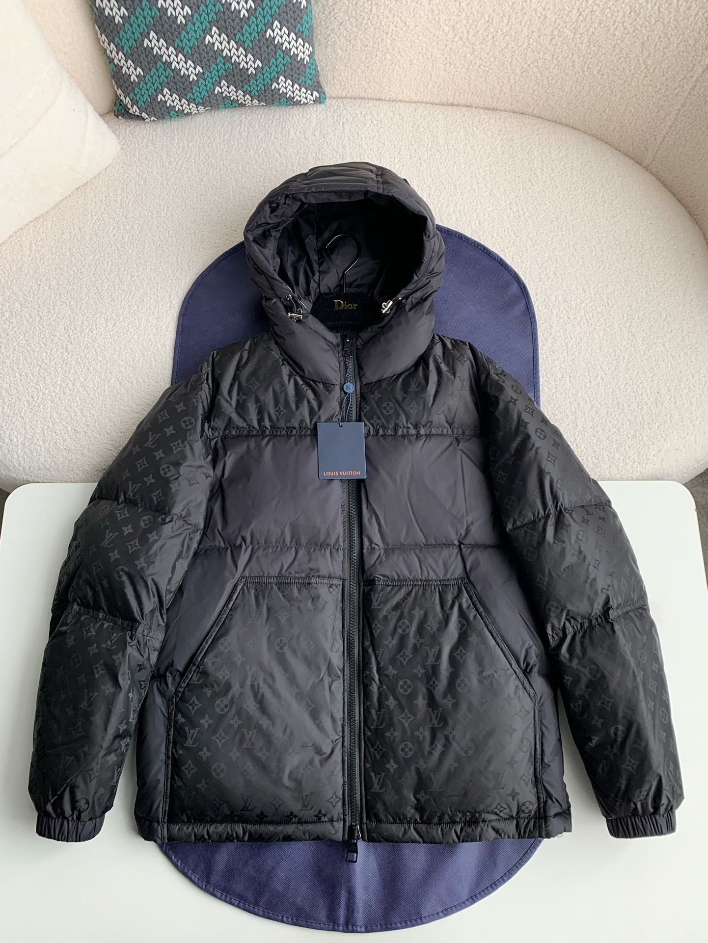 LOUIS VUITTON LOGO Down Jacket