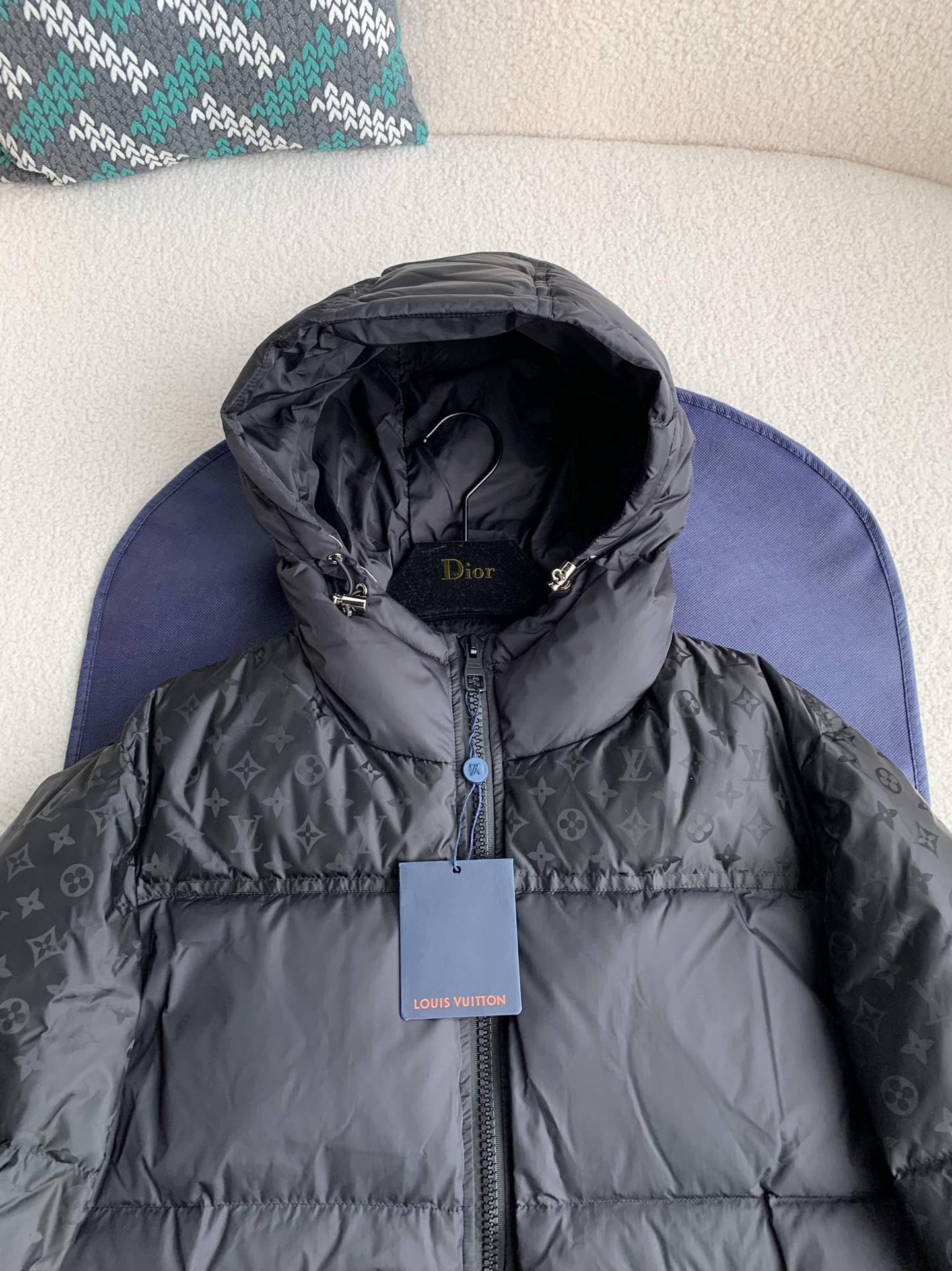 LOUIS VUITTON LOGO Down Jacket