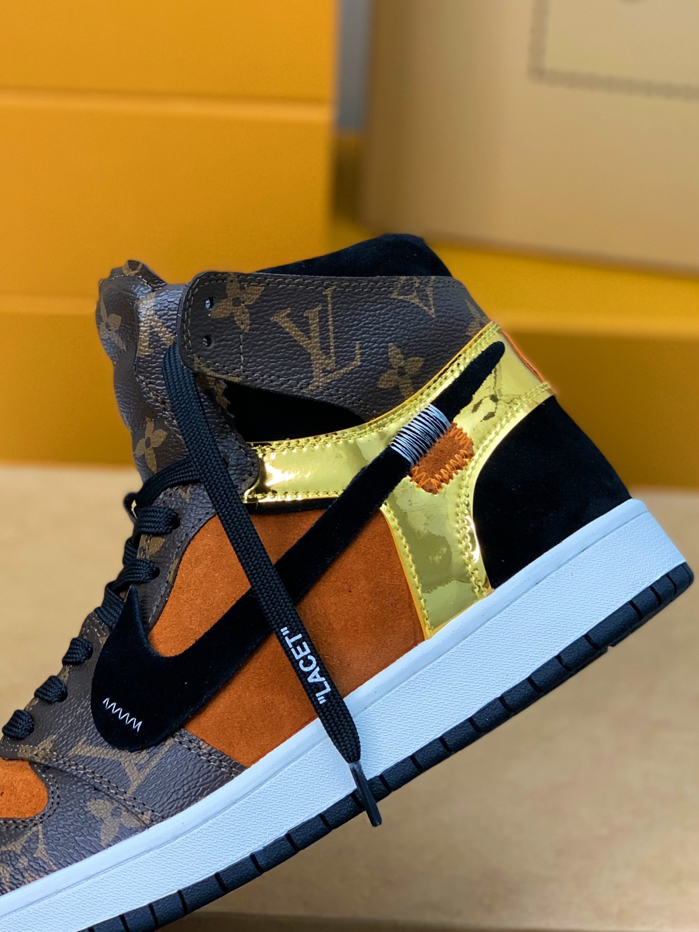 LOUIS VUITTON X NIKE AIR FORCE 1 S NEAKER