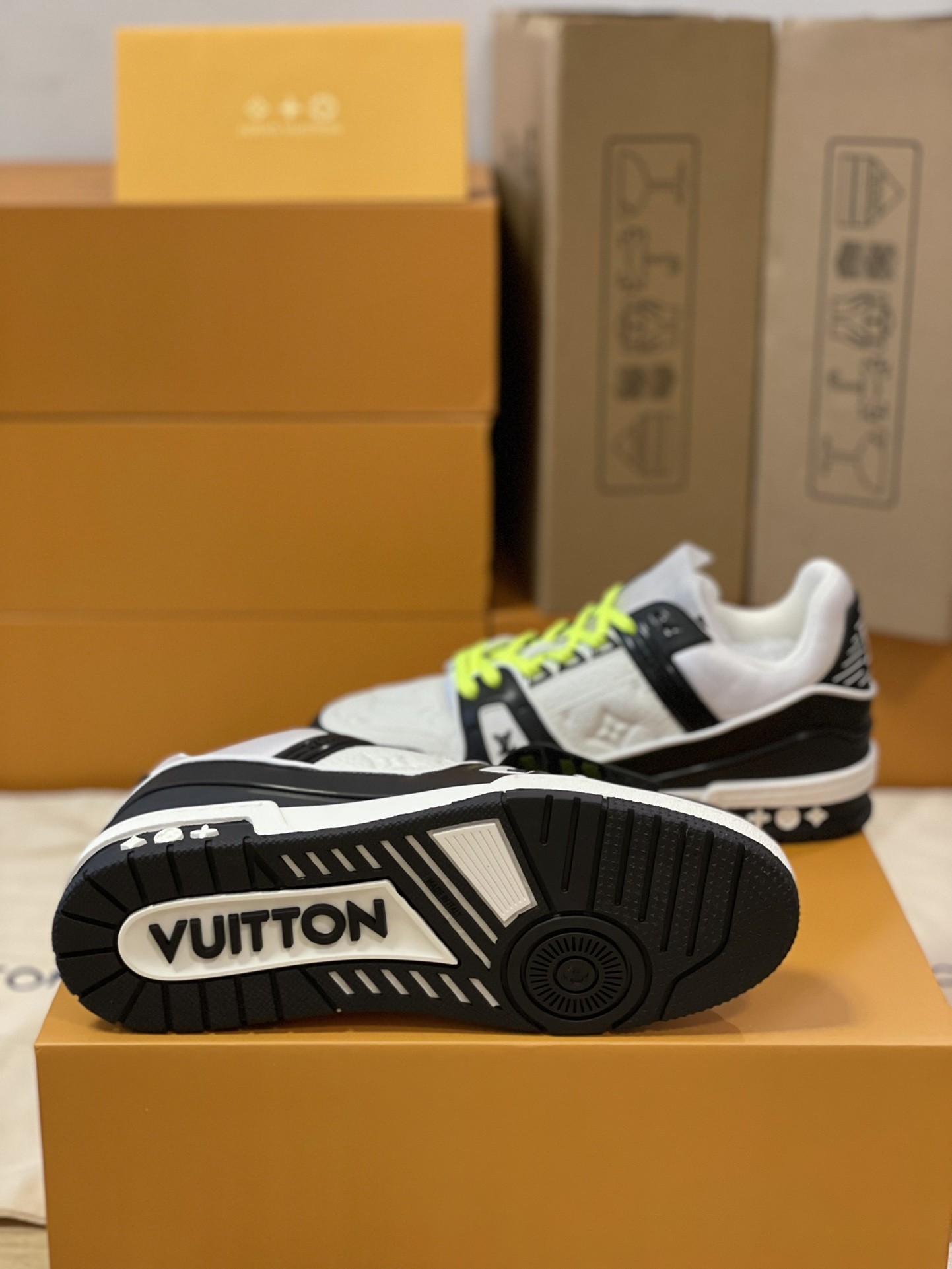 LOUIS VUITTON TRAINER 1A5Q1C Sneakers