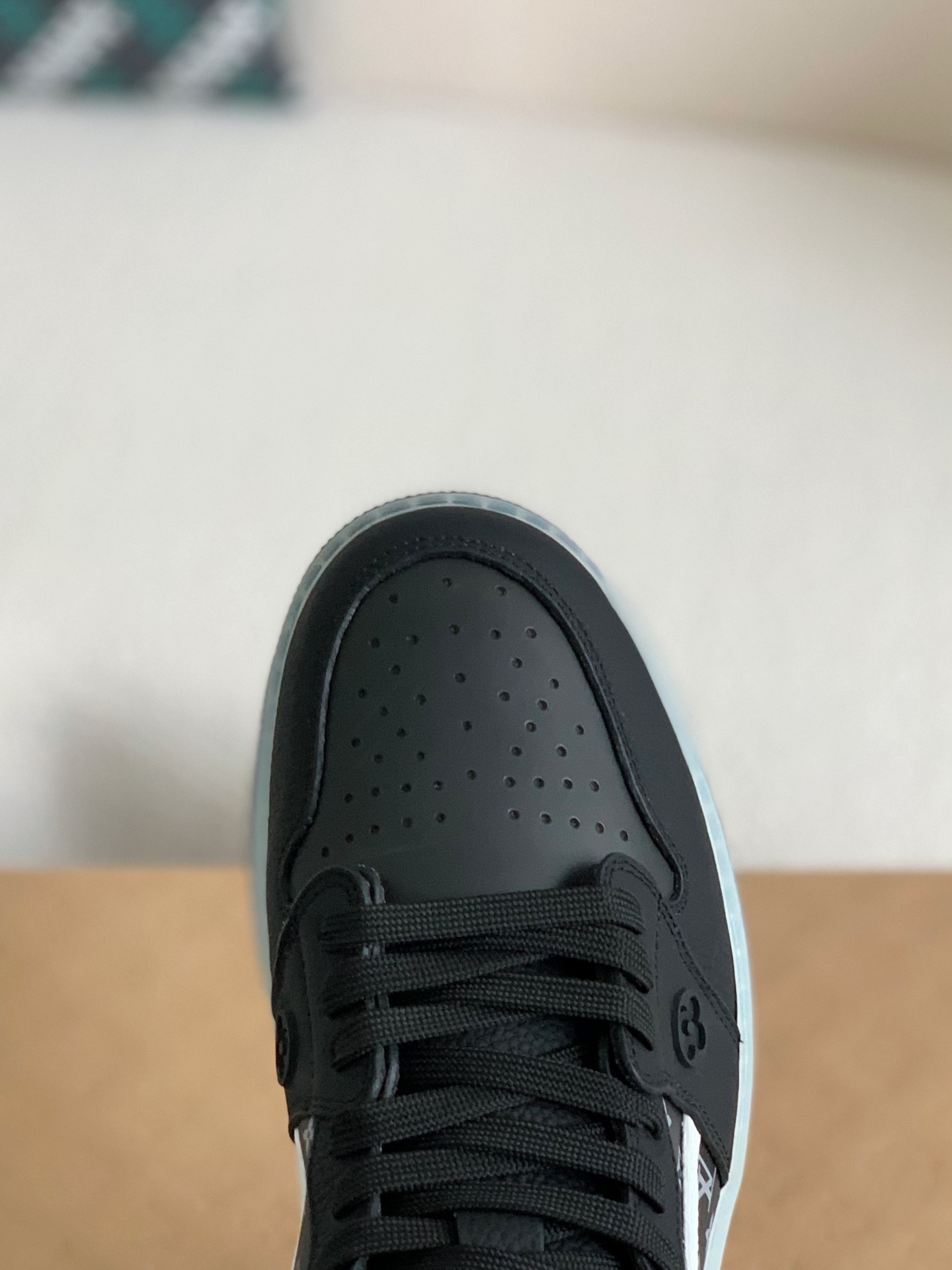 Louis Vuitton Jordan1 sneaker