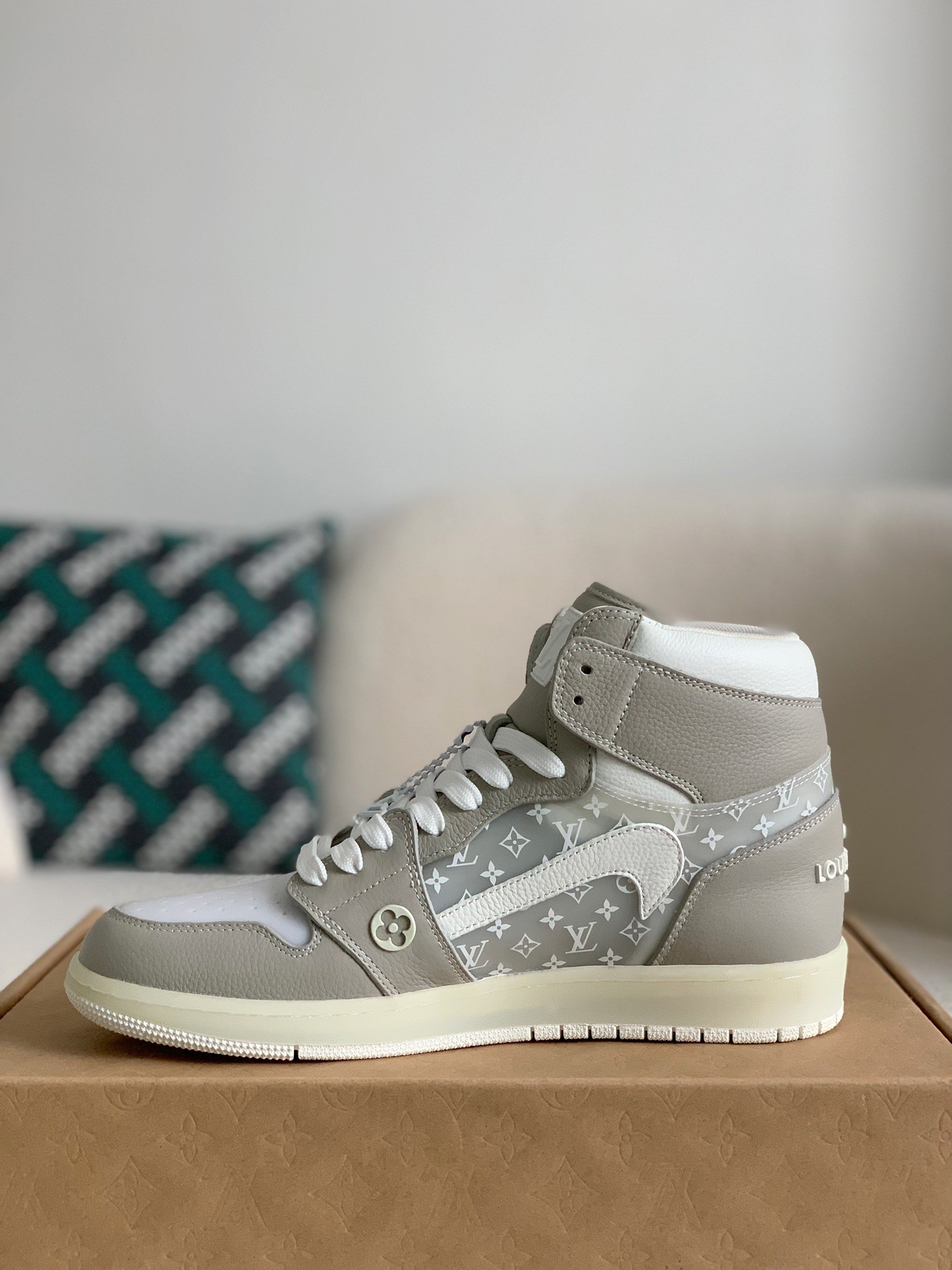 Louis Vuitton Jordan1