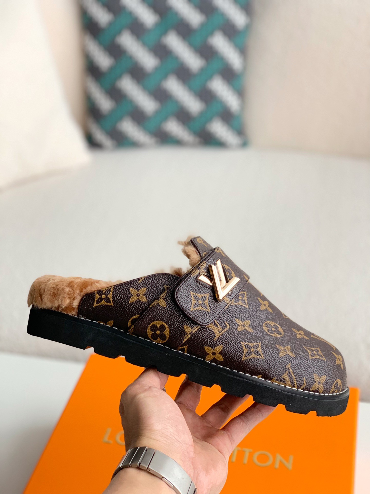 Louis Vuitton Easy Sandals