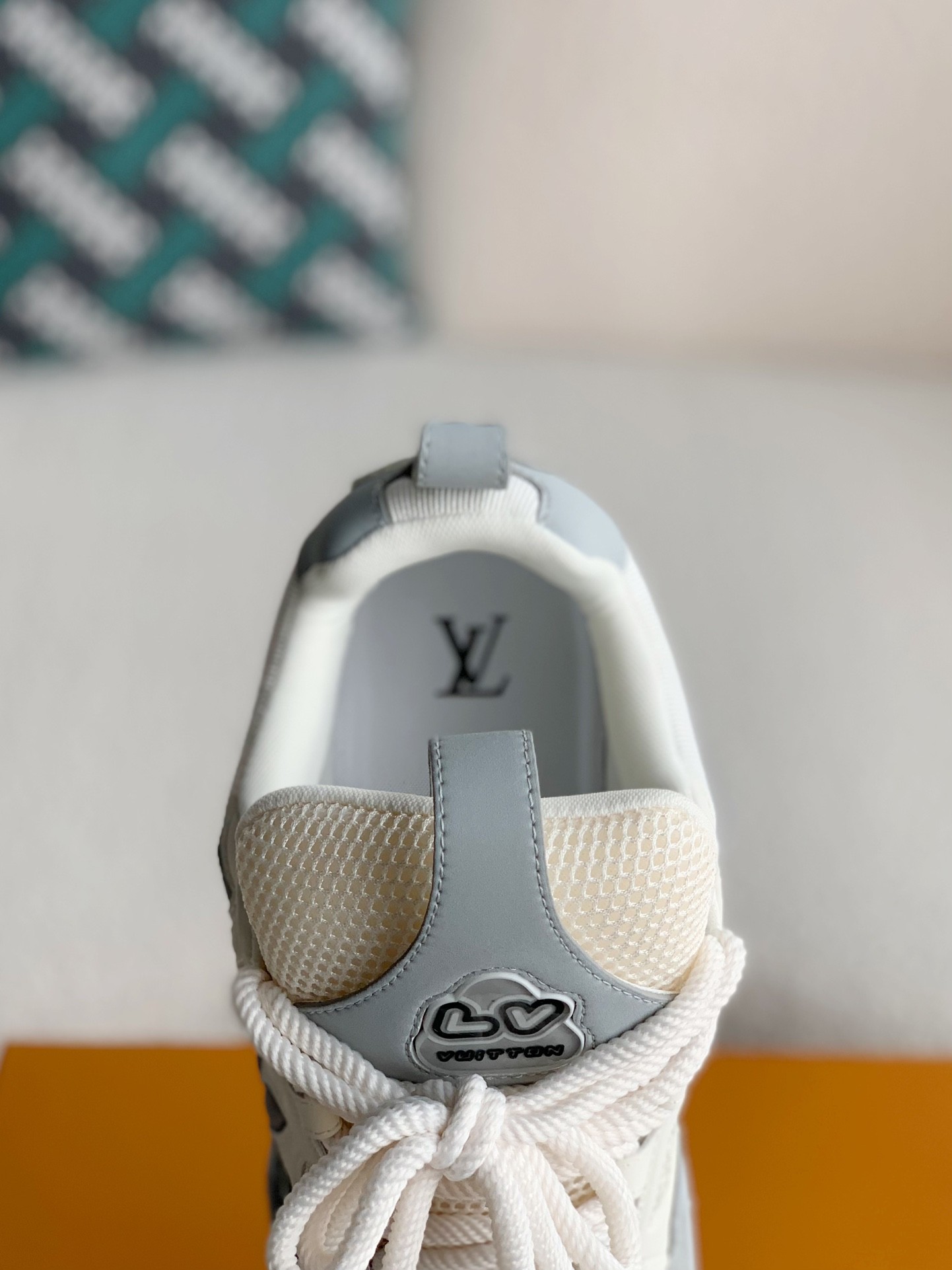 Louis Vuitton Runner Tatic Sneakers