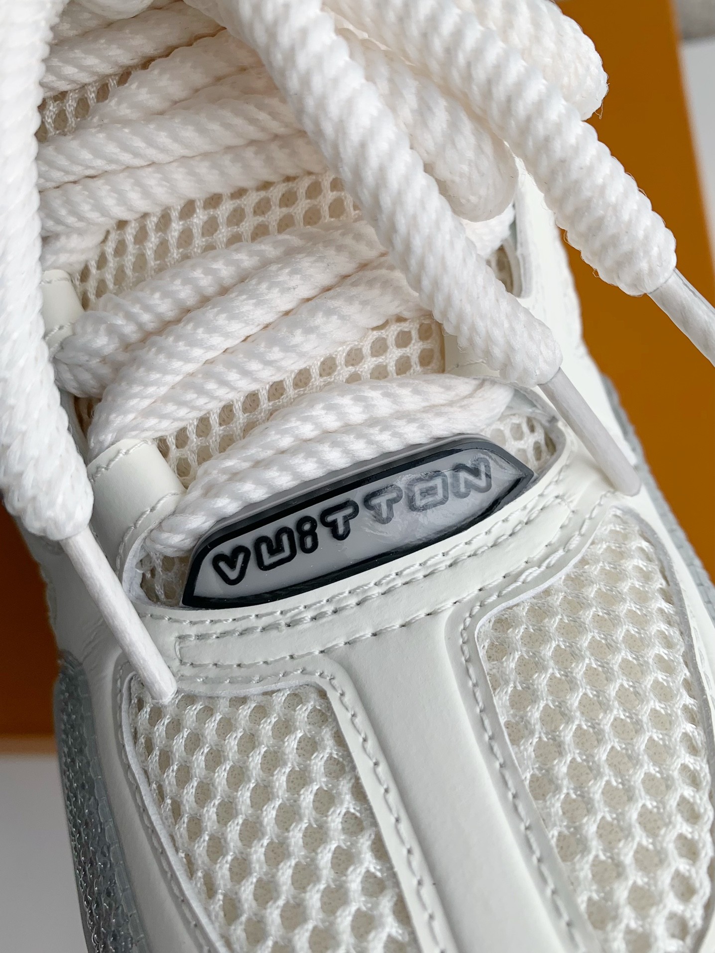 Louis Vuitton Runner Tatic Sneakers