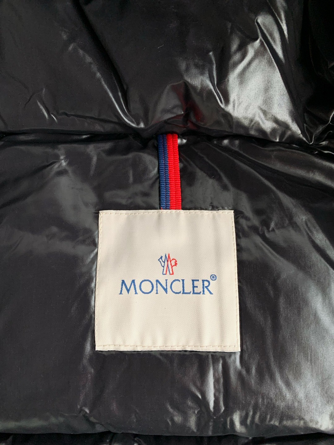 MONCLER MONTBELIARD DOWN JACK ET