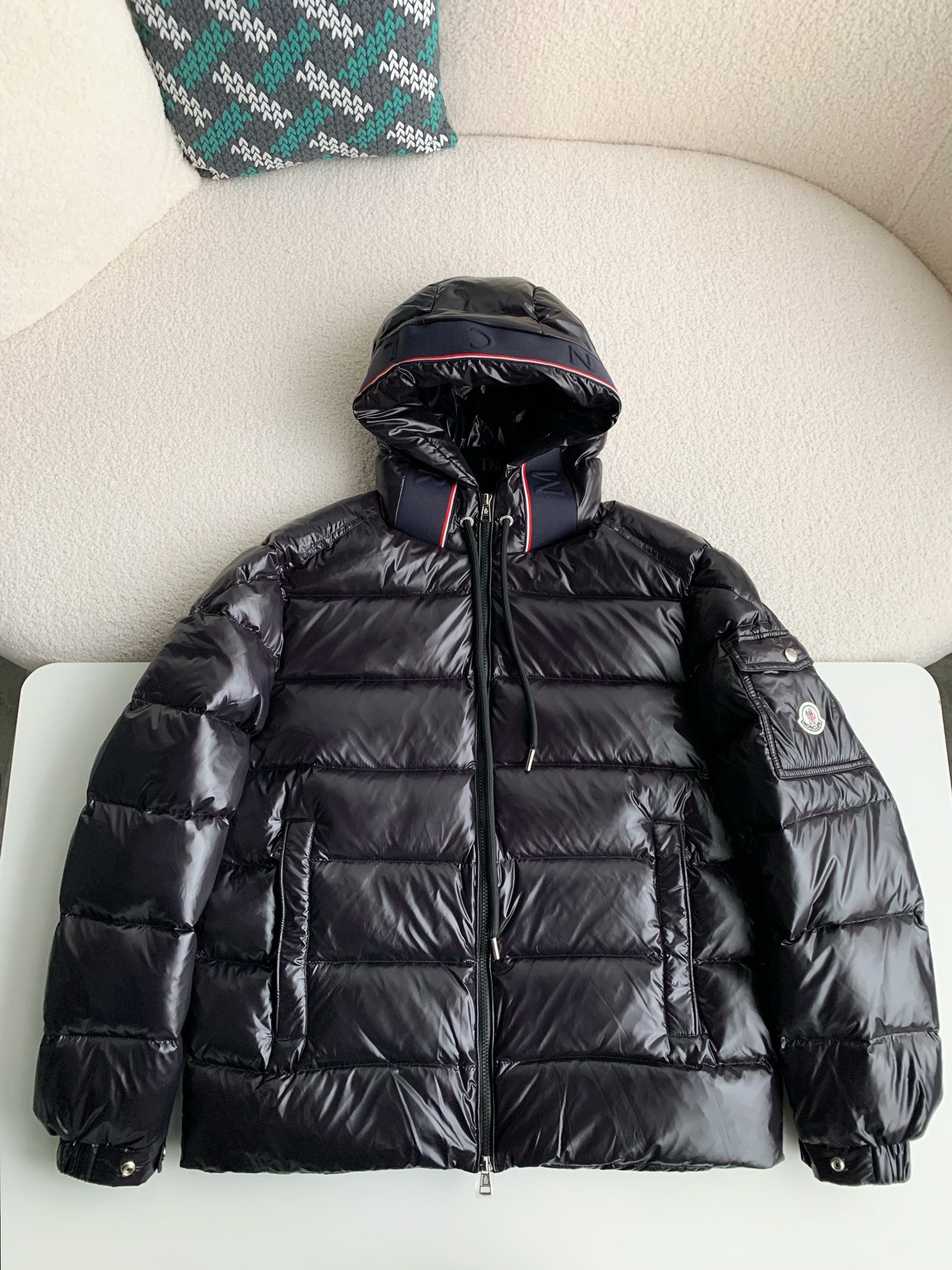 MONCLER MONTBELIARD DOWN JACK ET