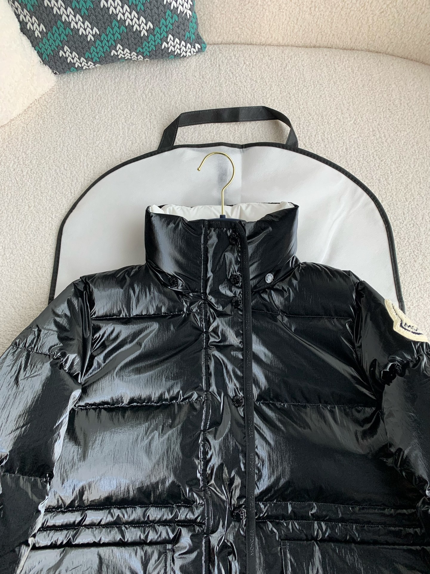 MONCLER MONTBELIARD DOWN JACK ET