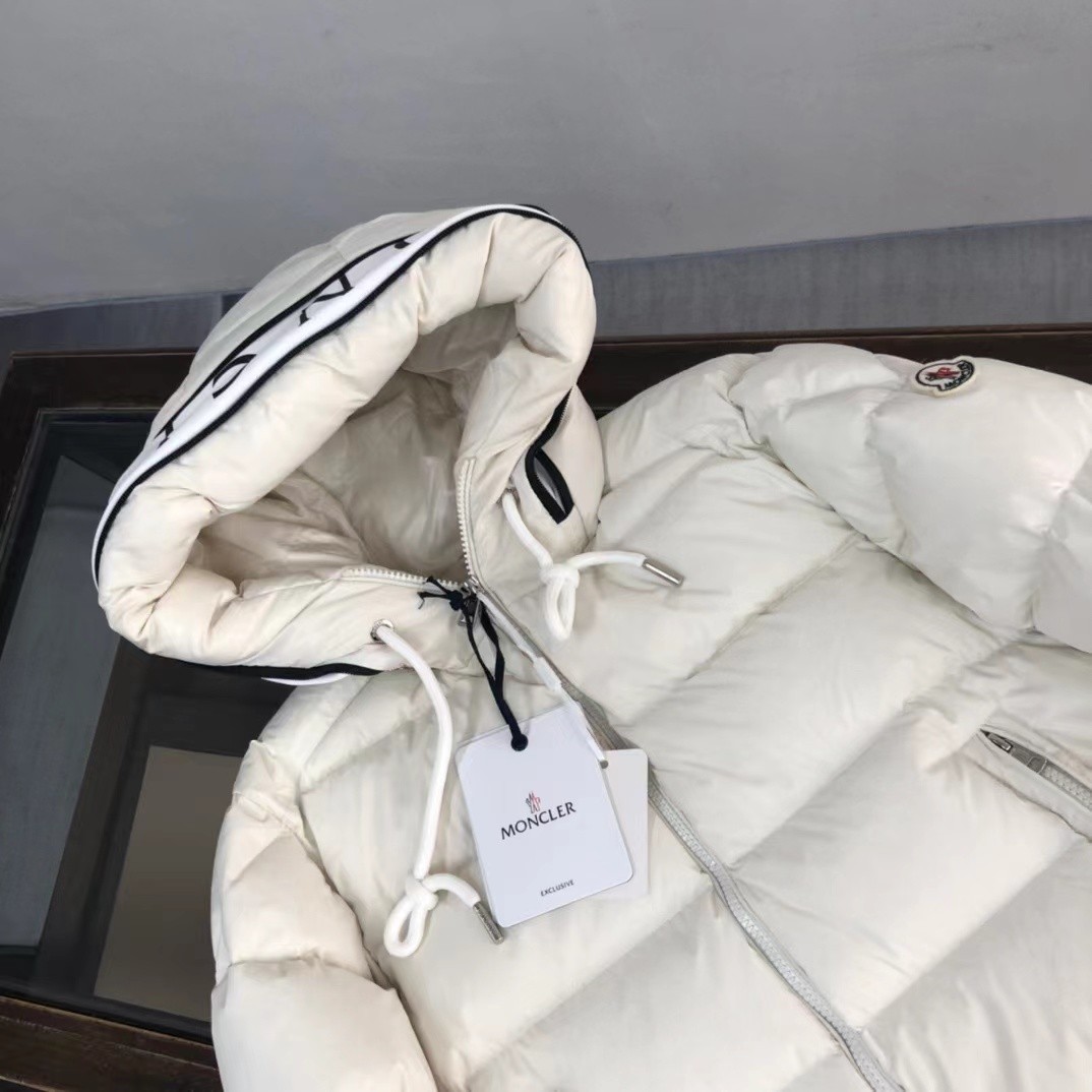 MONCLER MONTBELIARD DOWN LAD ESJACKET