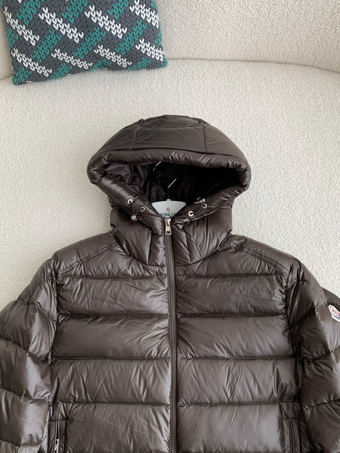 Moncler Montbeliard down jacket