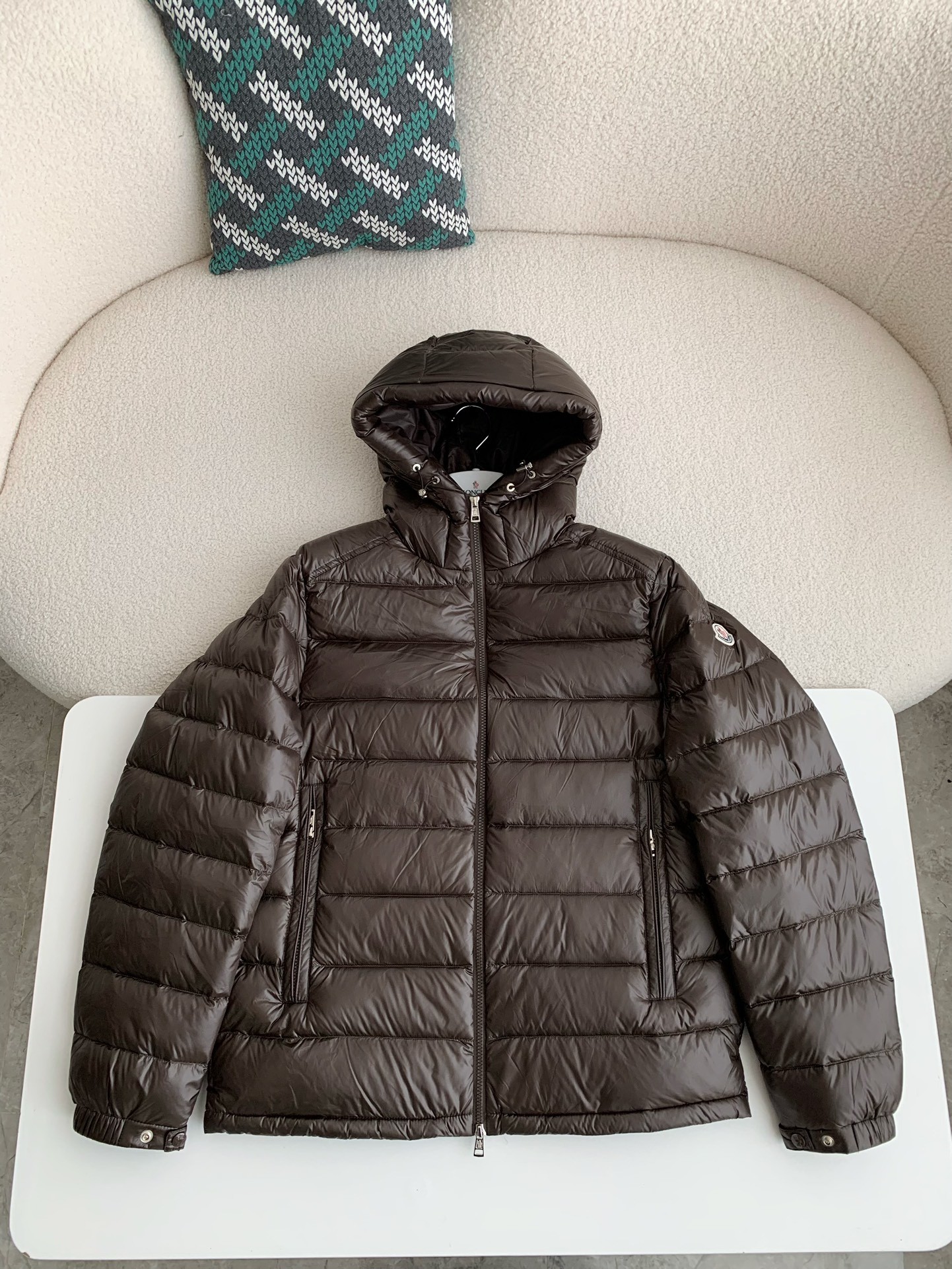 Moncler Montbeliard down jacket