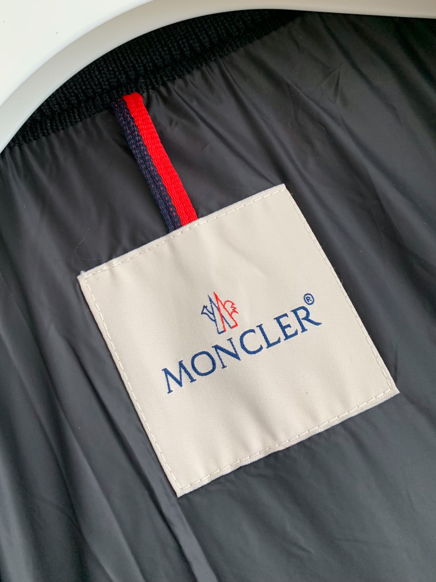 Moncler Montbeliard down jacket