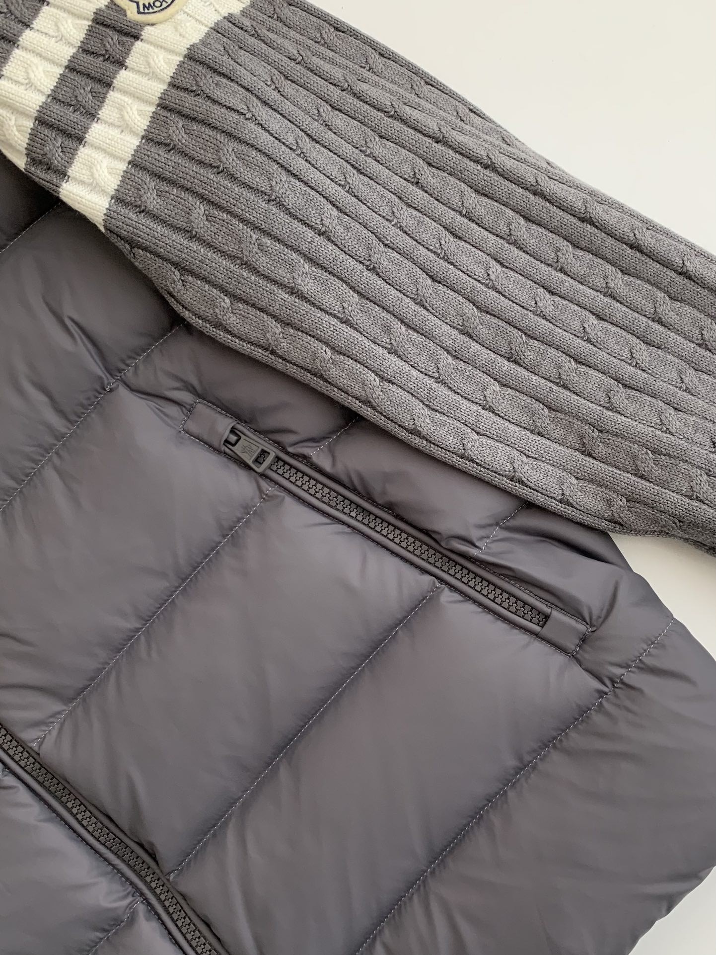 Moncler Montbeliard down jacket