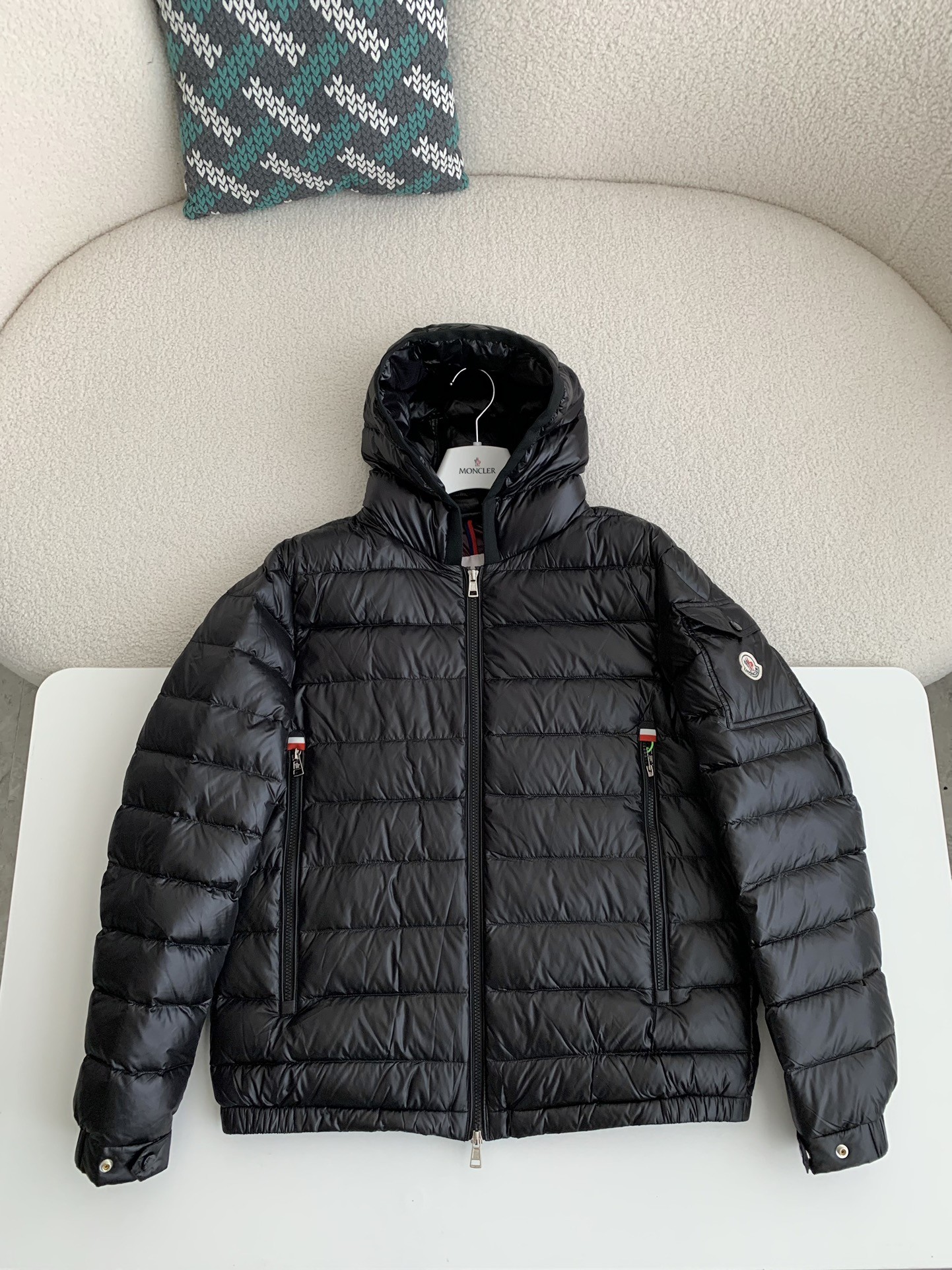 Moncler Montbeliard down jacket