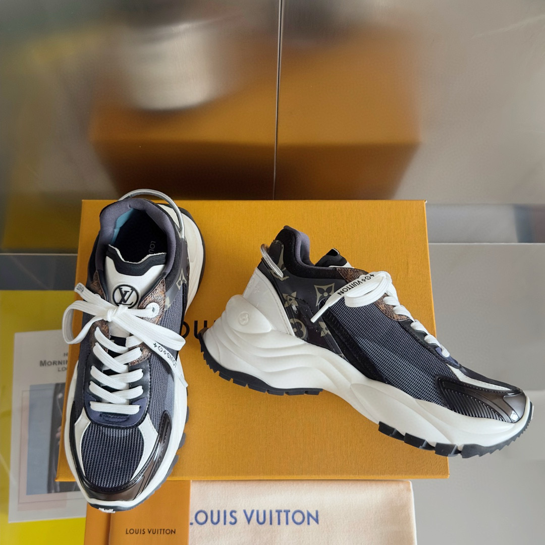 1AAP5L Run 55 Sneaker LOUIS VUITTON 